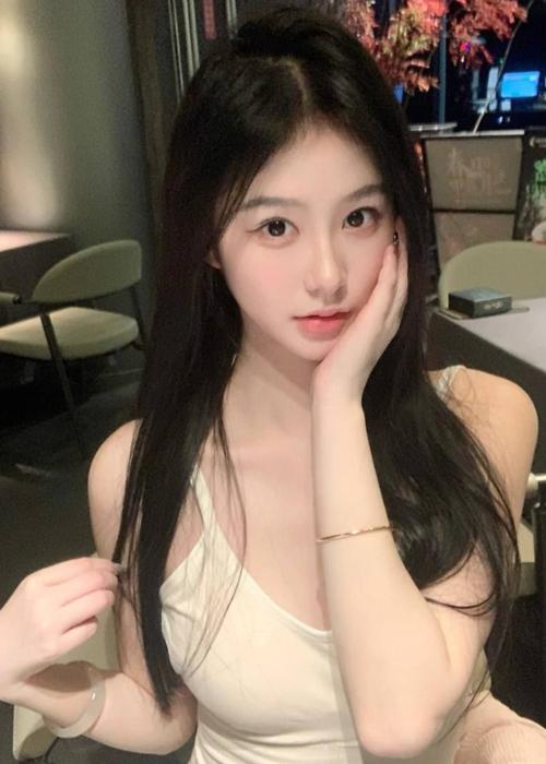 南通颜值很棒口活把我舔的硬邦邦的