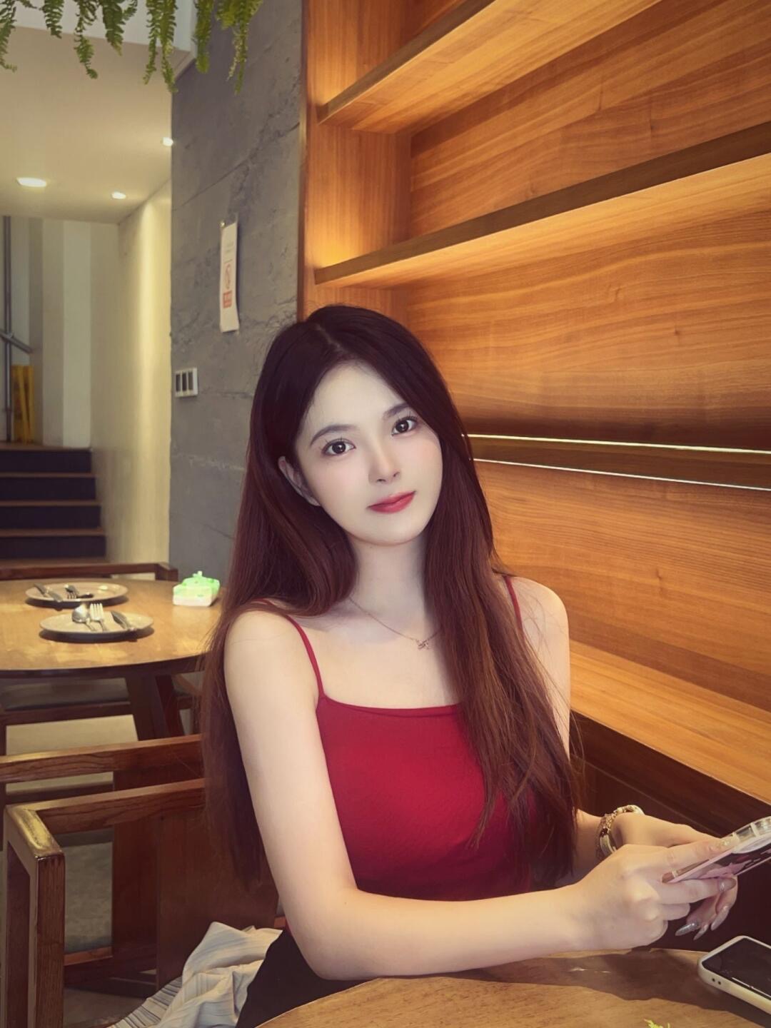 长沙挑逗蛋蛋的小姐姐，前列腺给弄的真舒服