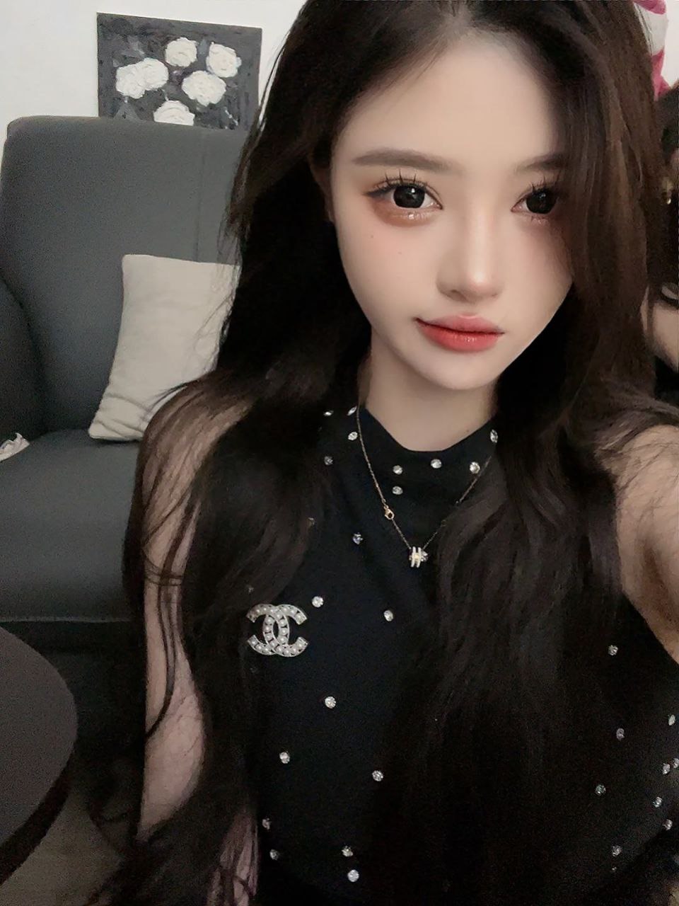 浙江省嘉兴市小姐姐超性感，都想好用什么姿势搞