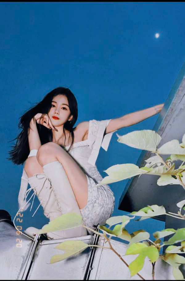 济南鹿鹿 腿长腰细 三点超粉-集美全国高端外围 济南鹿鹿 腿长腰细 三点超粉