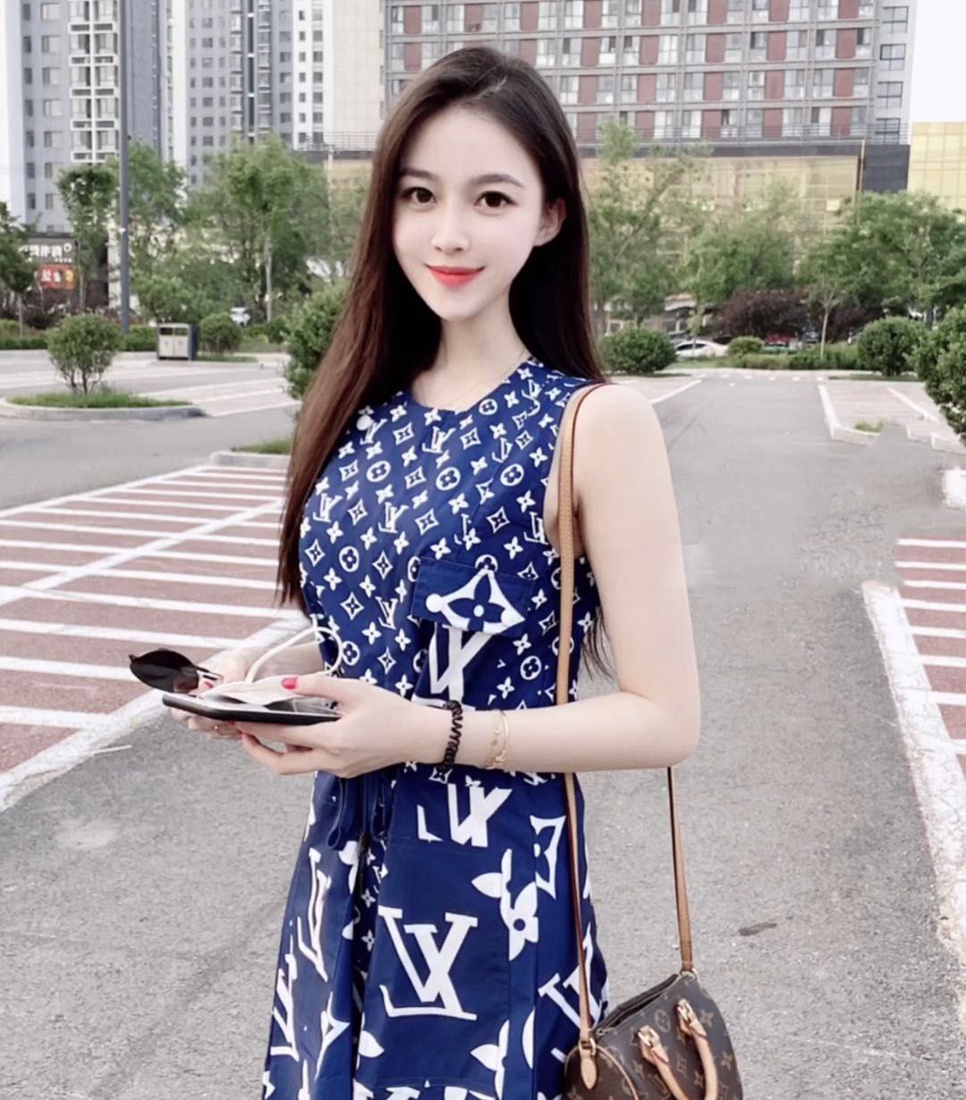 广州市番禺区妹子看着淑女其实床上很骚