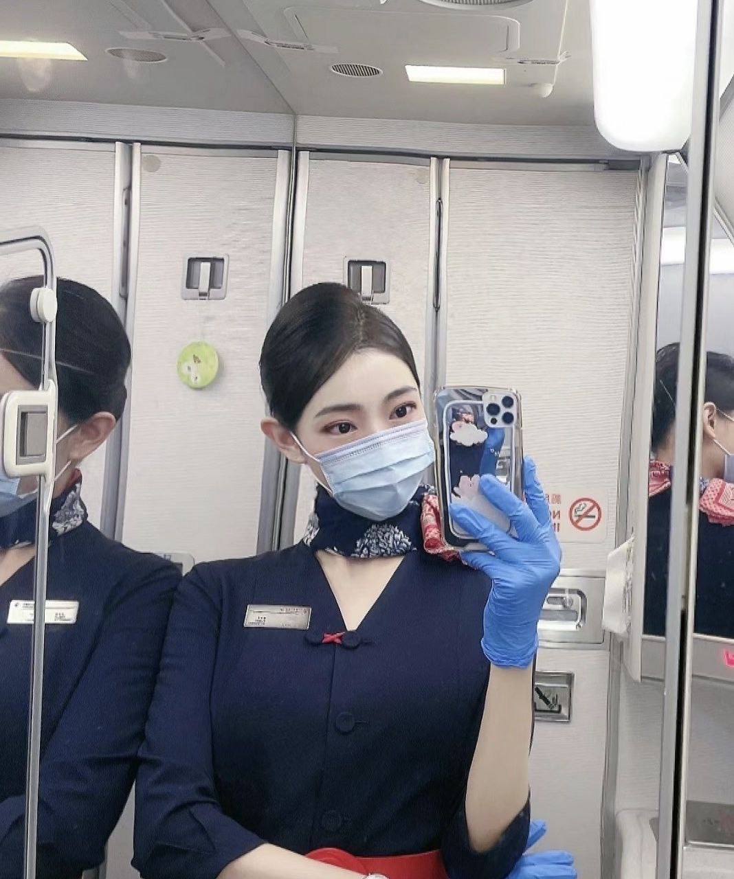 重庆健身教练会一字马 独家东航空姐