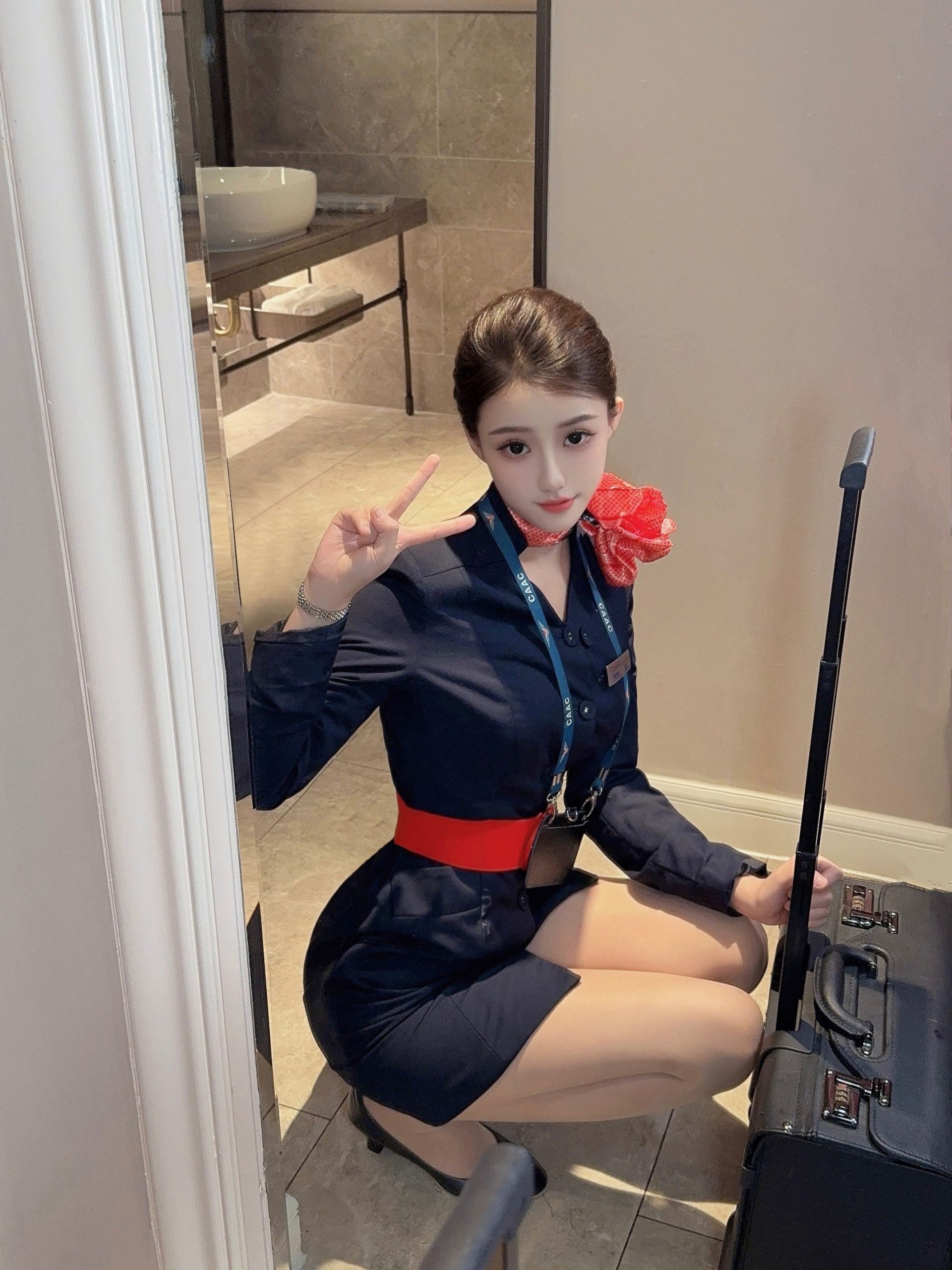 深圳175大熊D真实空姐模特兼职