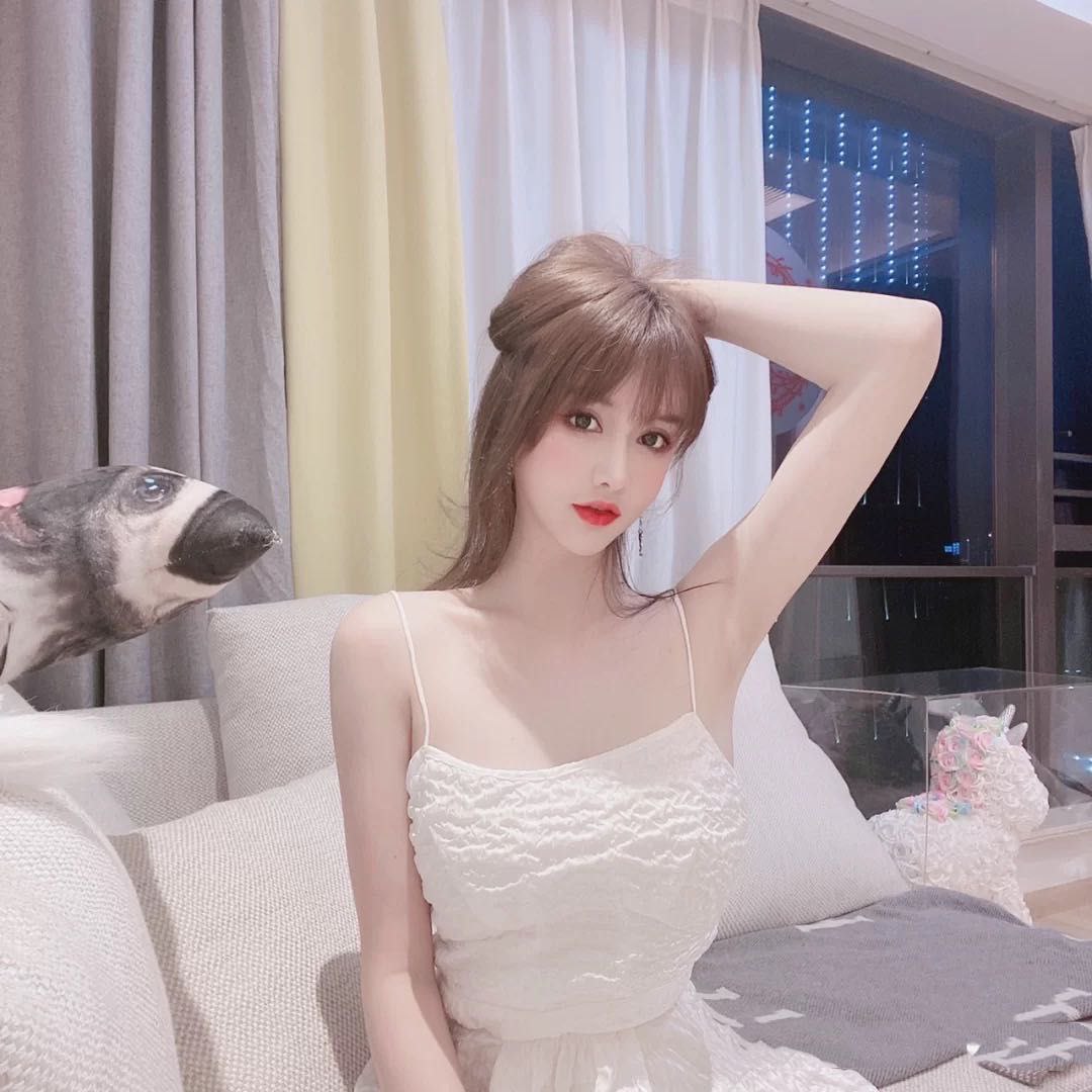 揭阳白皙软妹短暂下水一个月