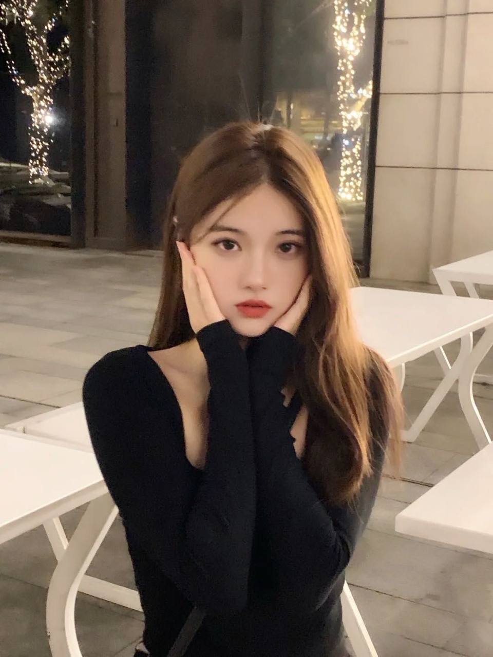 贵阳 人 间 水 蜜 桃