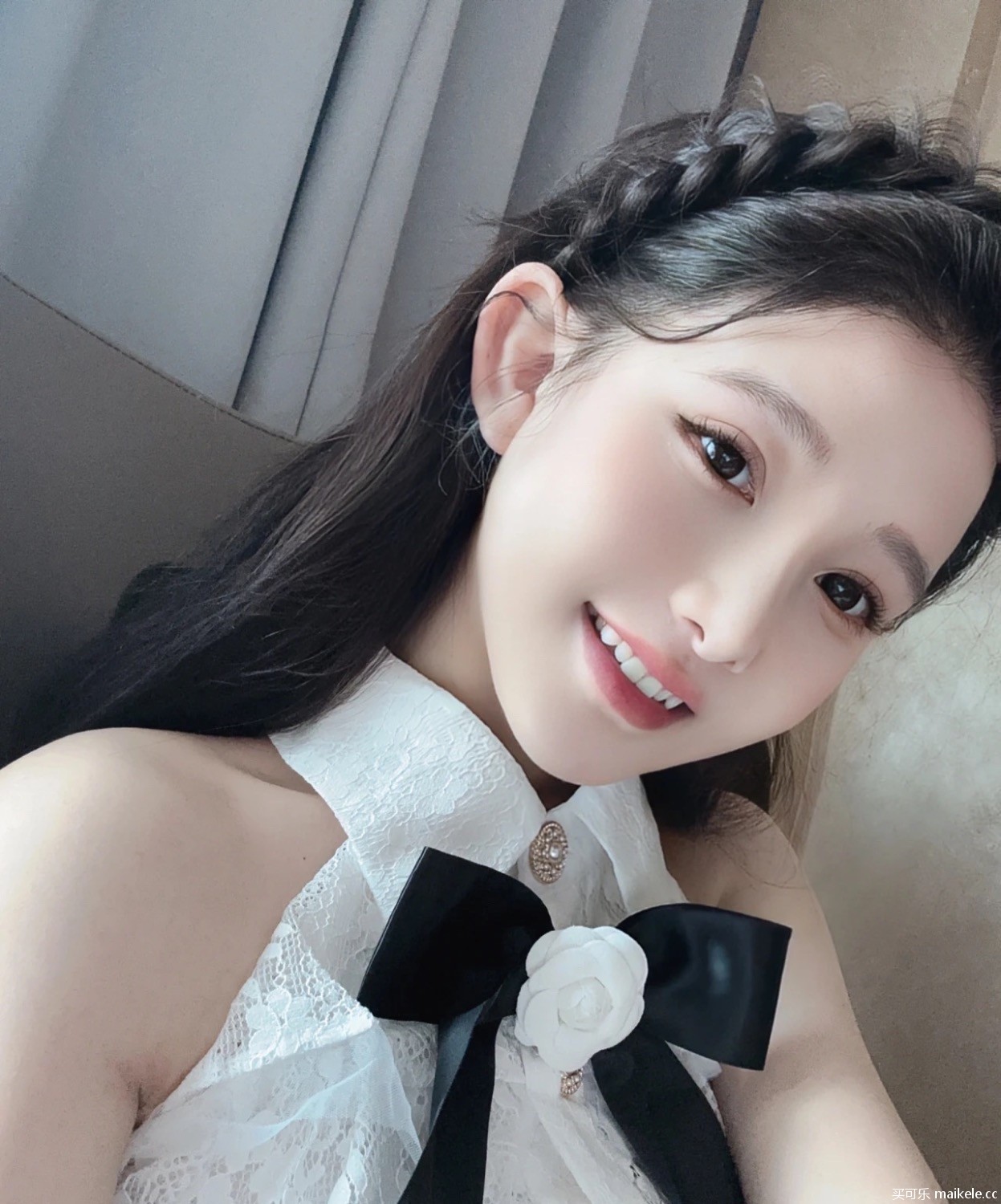 合肥一字马校花