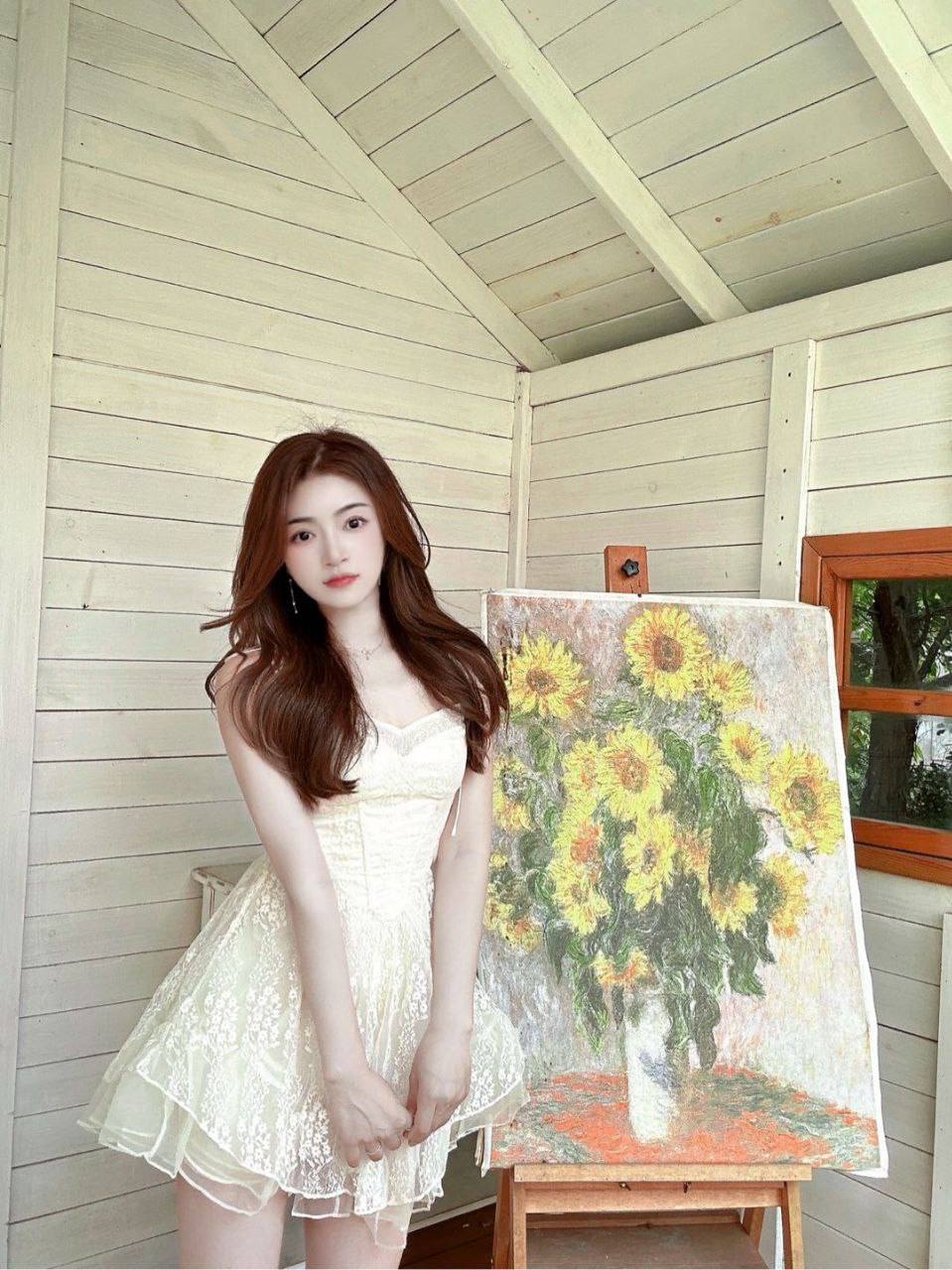 广州新茶36D，肌肤嫩滑逼肥穴紧汁多，淫荡想口爆吞精