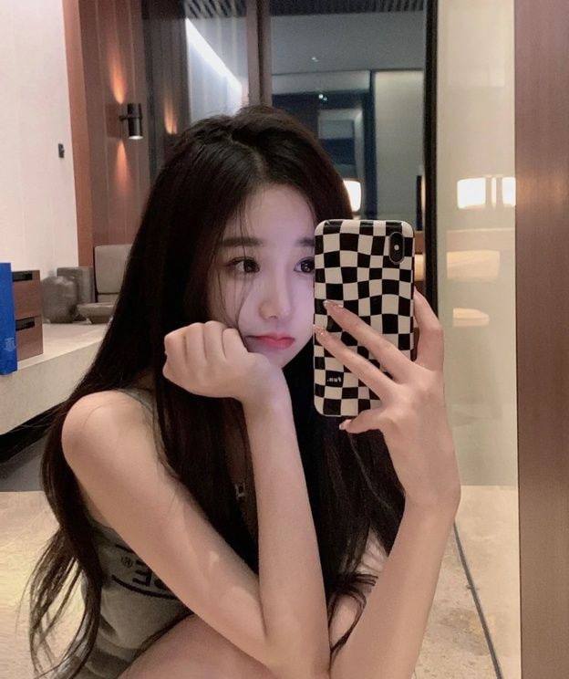 珠海胸大骚妹子紧实水多还会夹