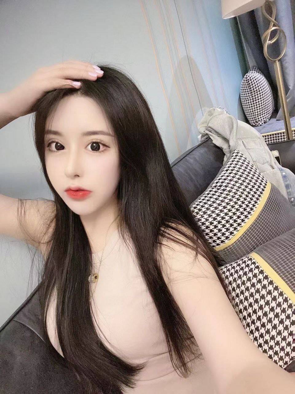 武汉市小网红刚下海兼职三粉水多