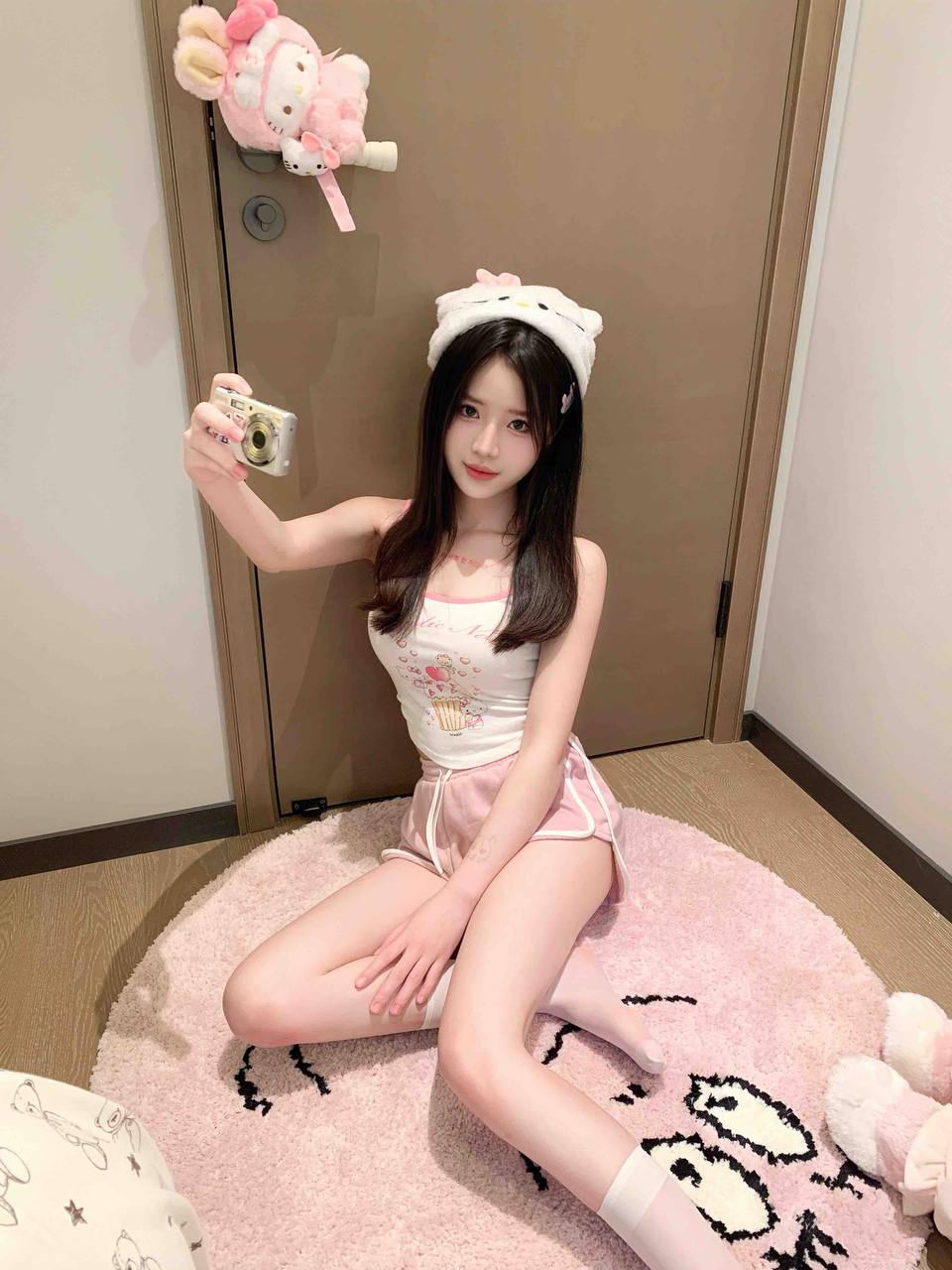 金华有颜值有身材极品性感女郎