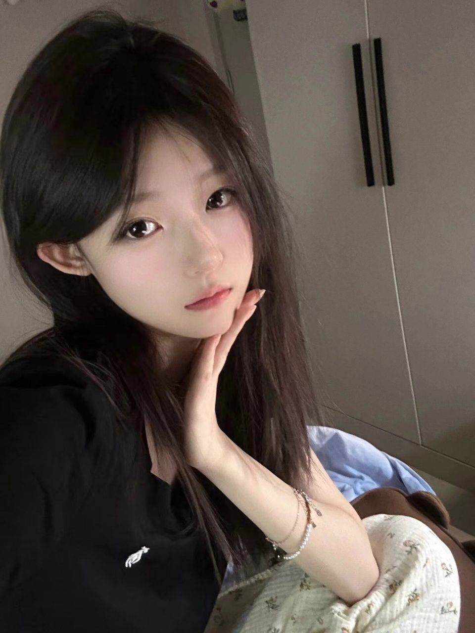 广州白领职员清纯粉嫩逼紧汁多