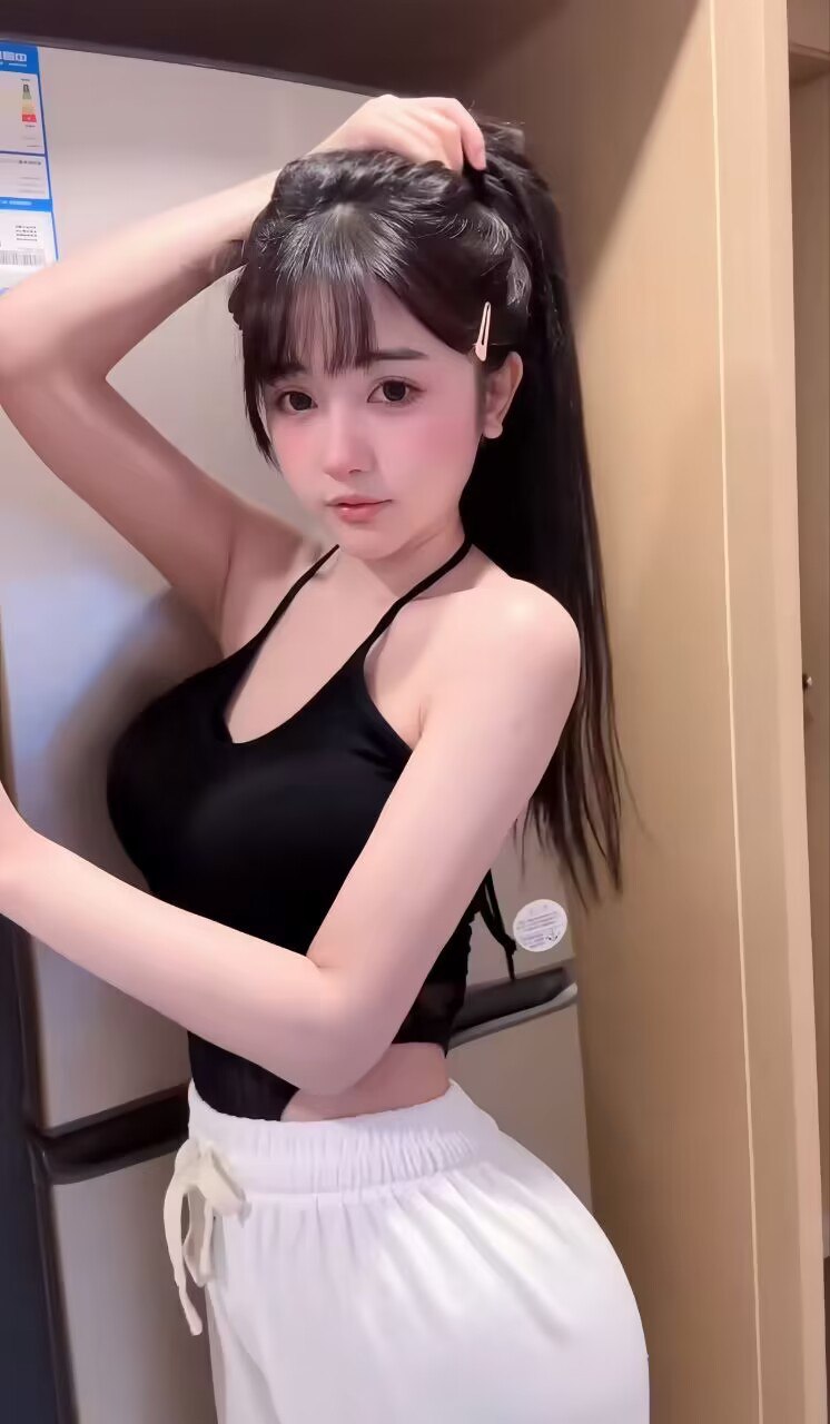 浙江省嘉兴市敏感妹子三点粉嫩抱操后入