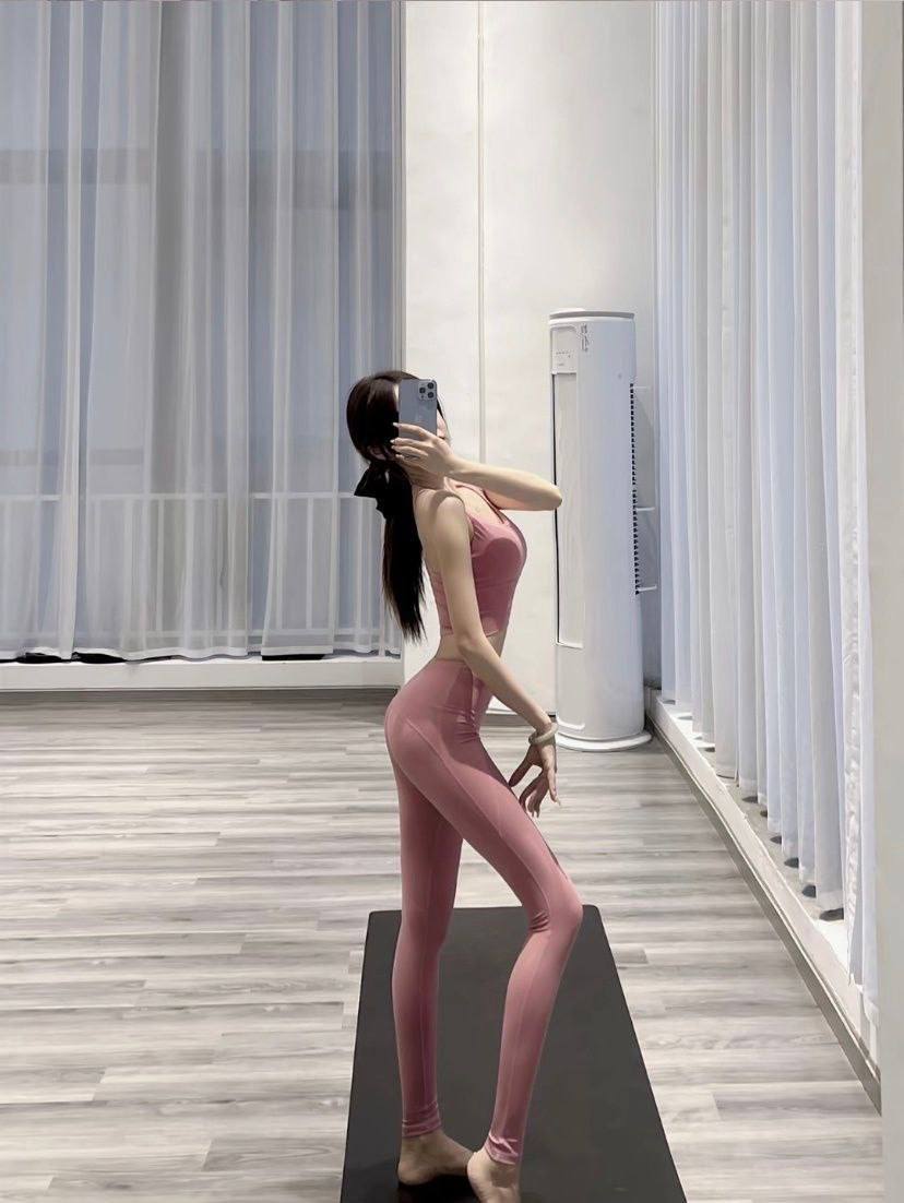 青岛 刚出校的极品白虎小妹~