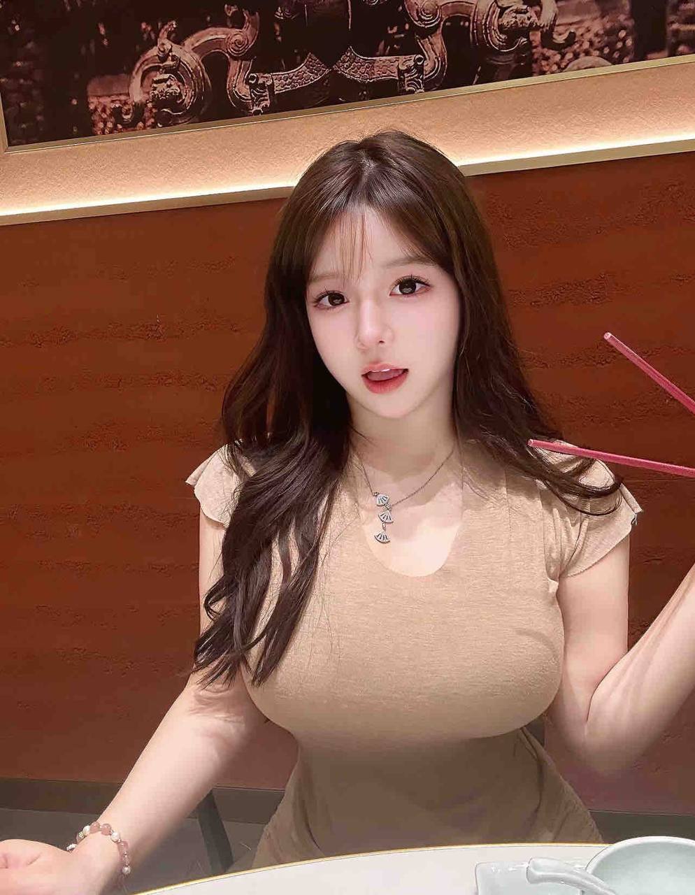 合肥 大胸性感小姐姐