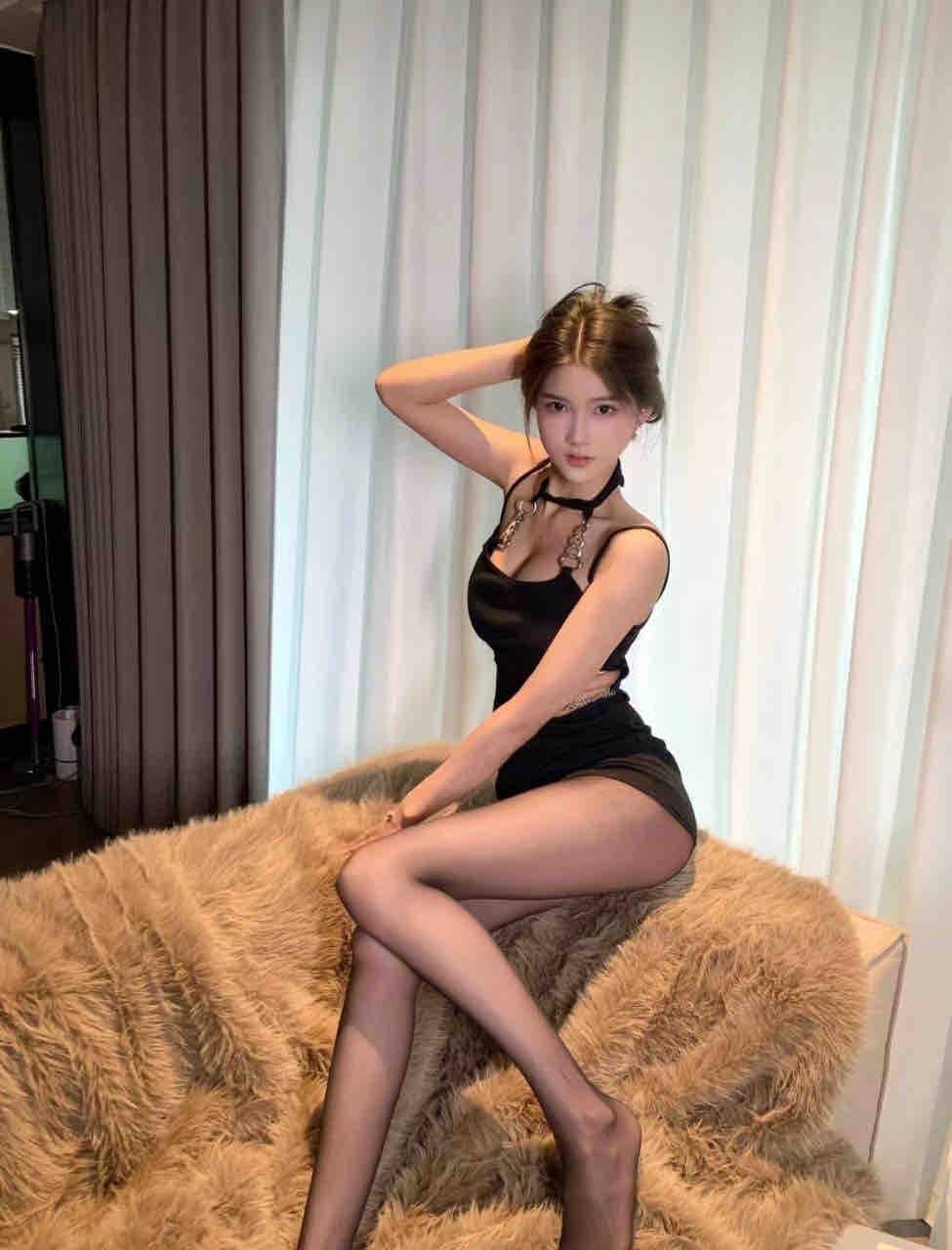 重庆双桥区大长腿美人丝袜很诱惑