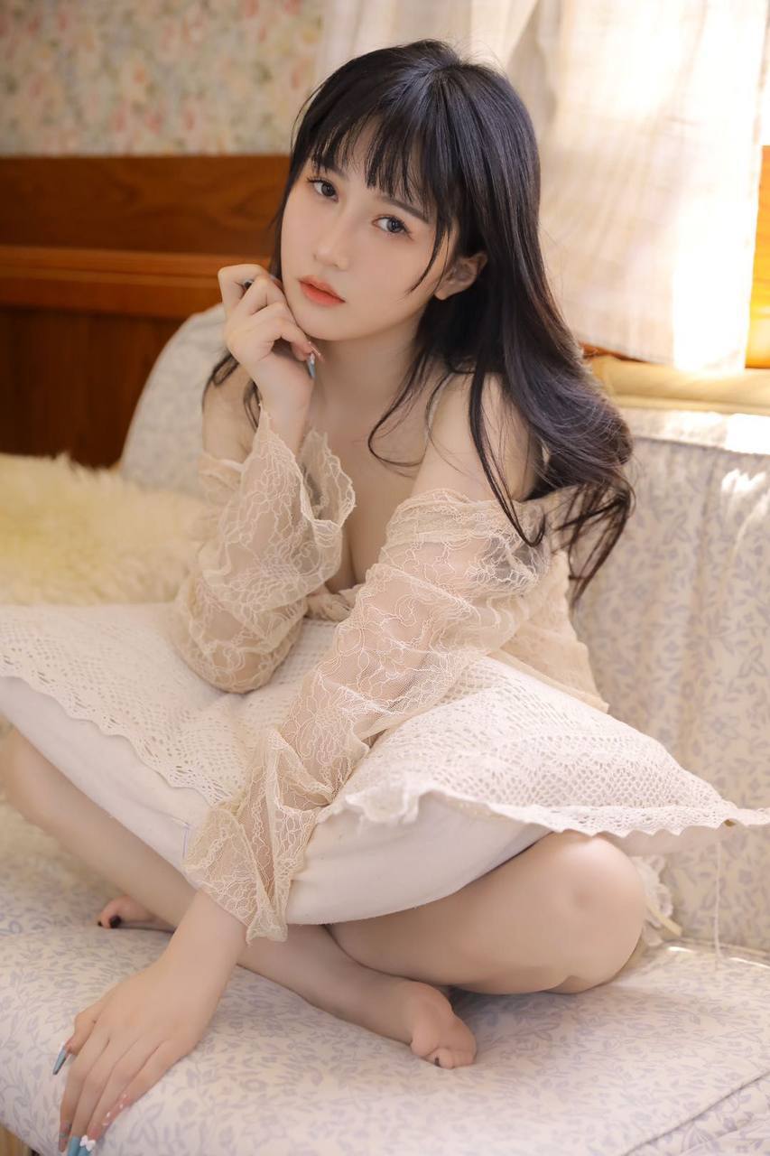 湖南省长沙市人前淑女很紧床上淫娃