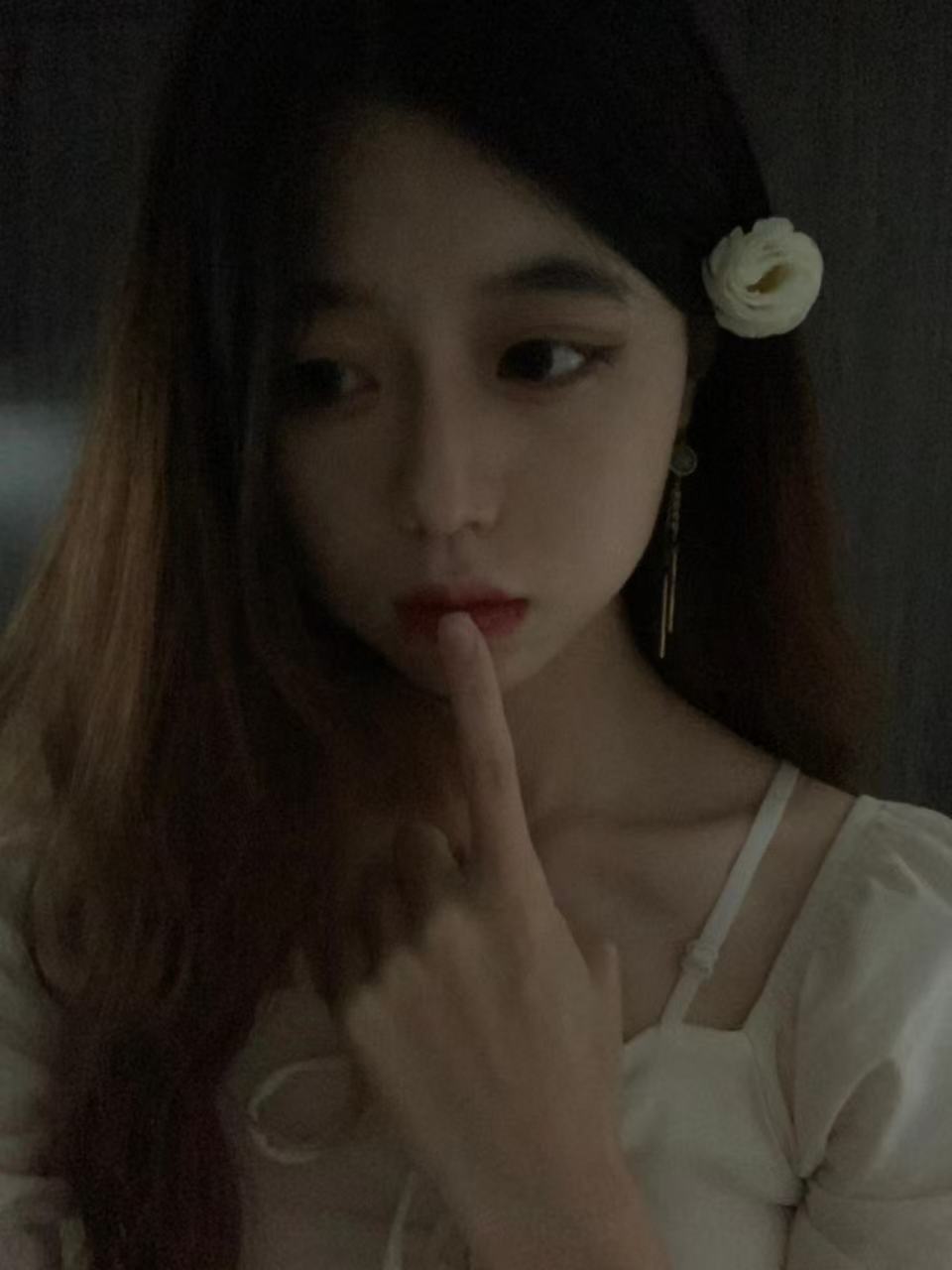 天津南开高颜值妹子身材绝佳