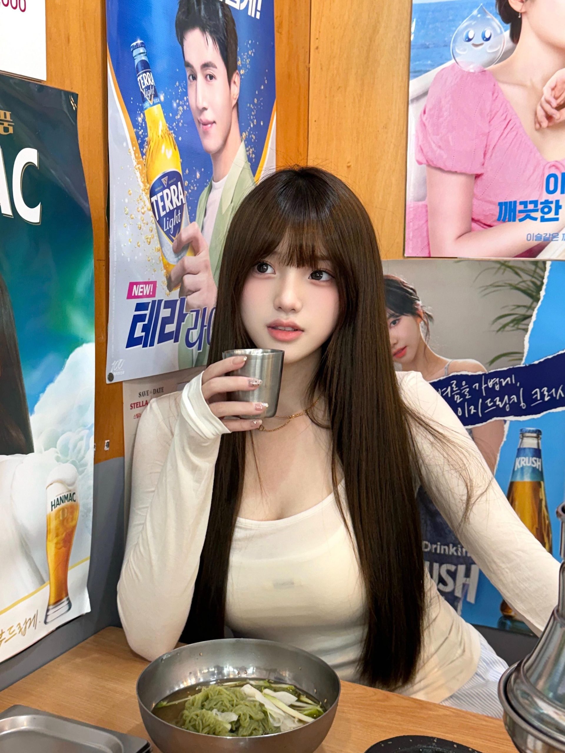 北京清纯学妹上下三粉一线天有白虎可无套内射