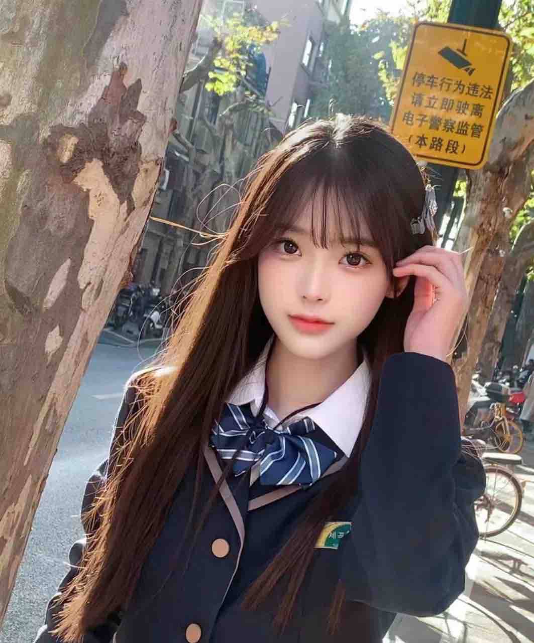 成都05年在校生 兼职温柔恬静乖乖女-集美全国高端外围 成都05年在校生 兼职温柔恬静乖乖女