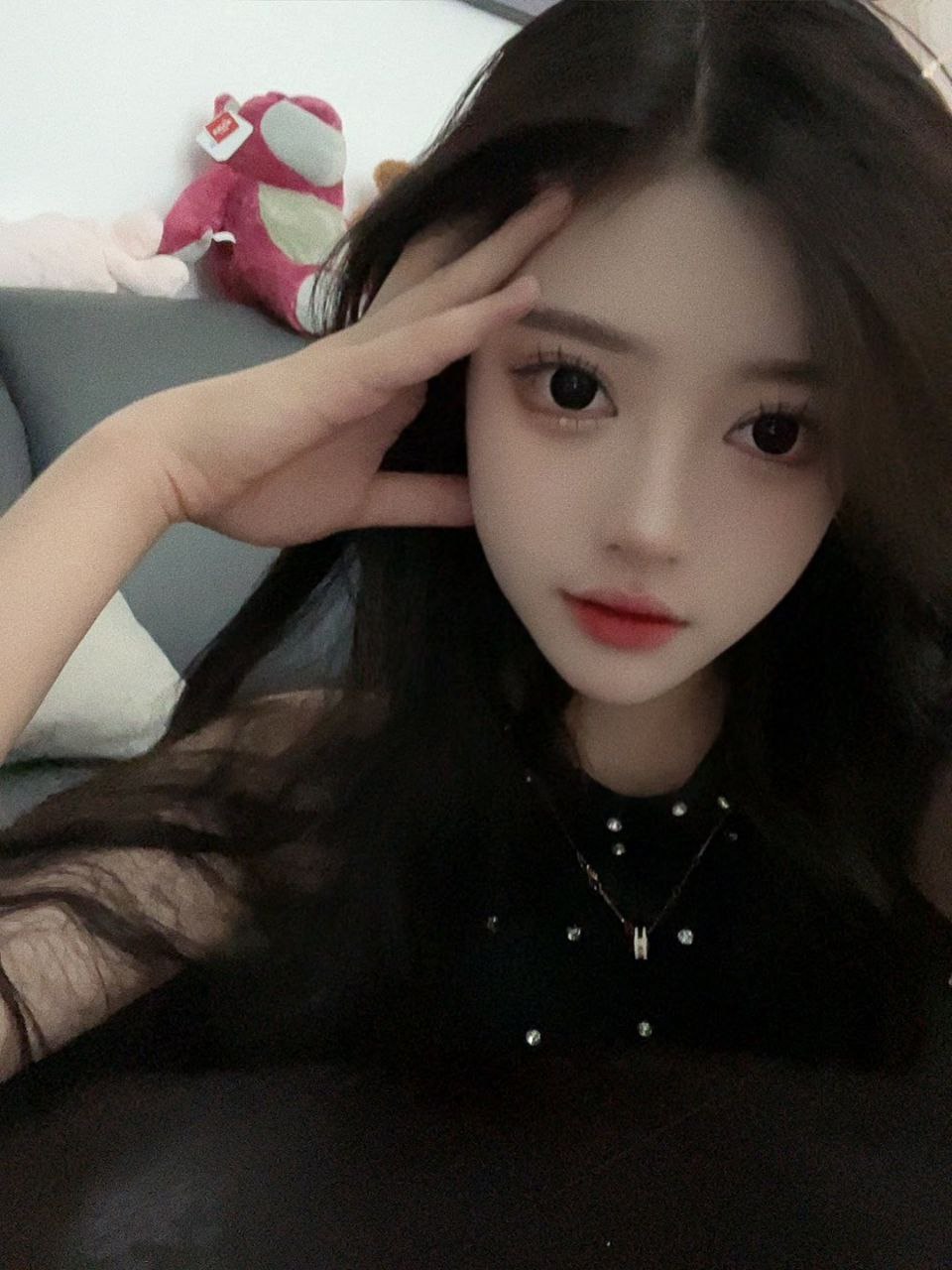 浙江省嘉兴市小姐姐超性感，都想好用什么姿势搞