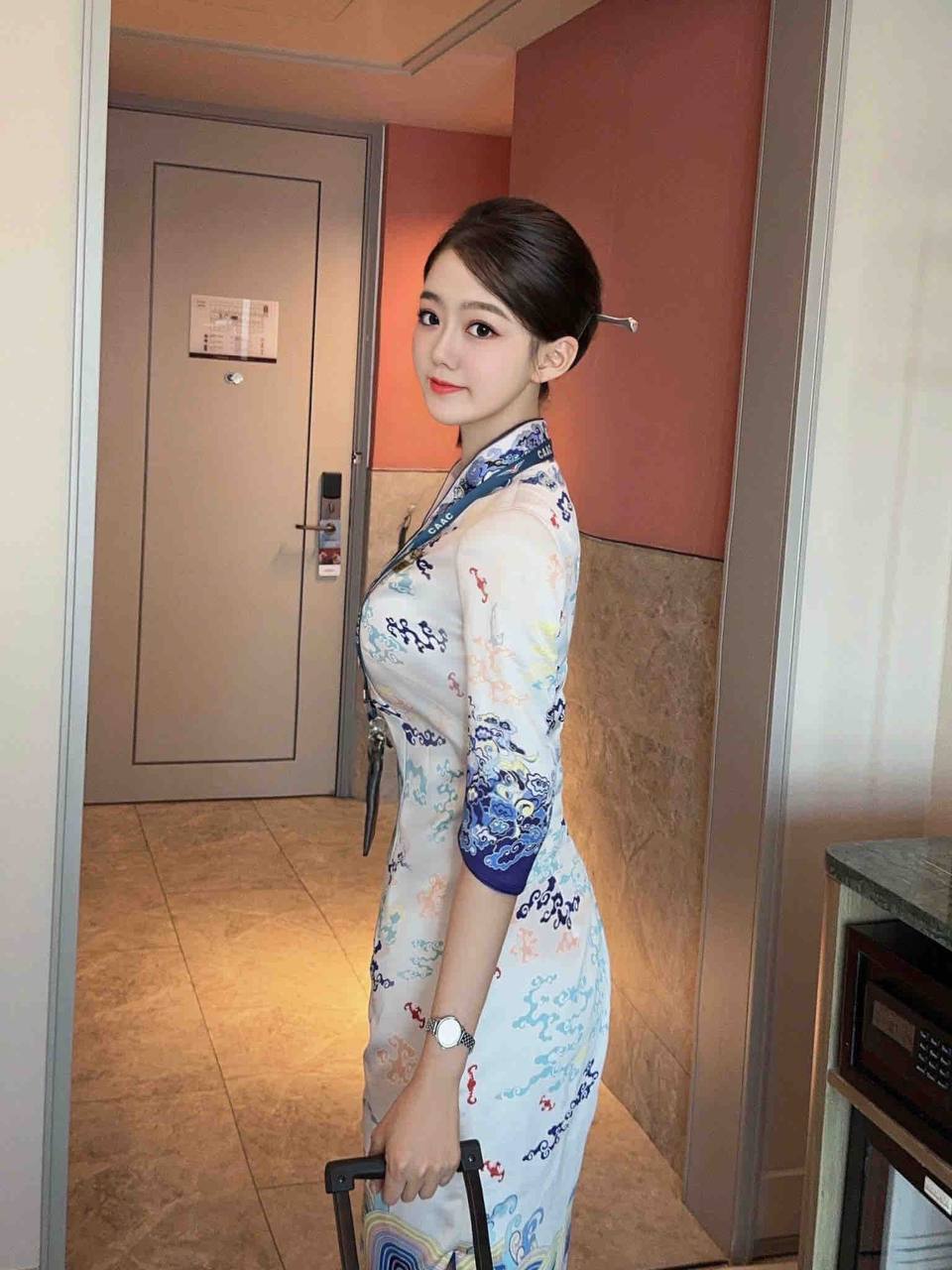 济南海航空姐 婀娜多姿 机具女友感-集美全国高端外围 济南海航空姐 婀娜多姿 机具女友感