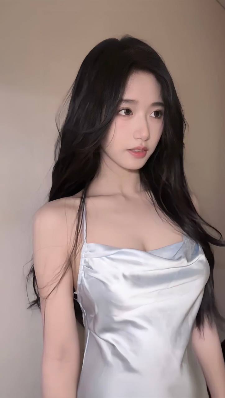 湖北省武汉市气质白小纯，清纯甜美 超白牛奶肌肤