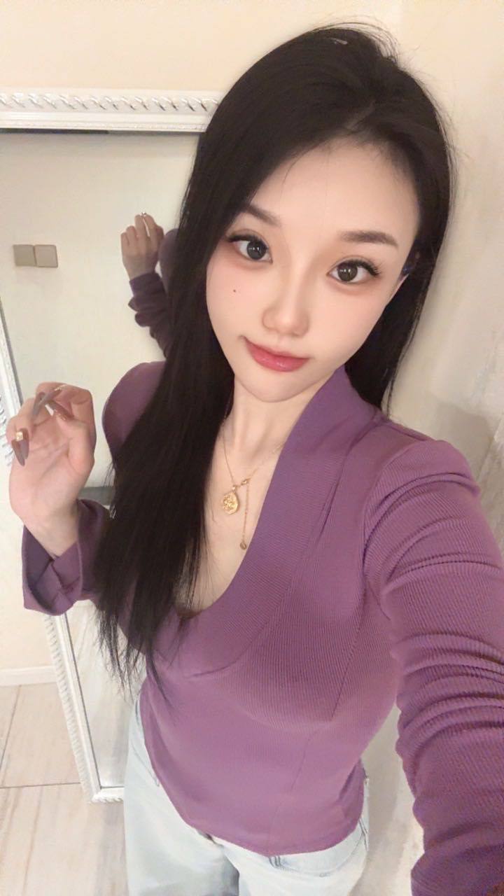 西安 纯天然美女娇小玲珑-集美全国高端外围 西安 纯天然美女娇小玲珑