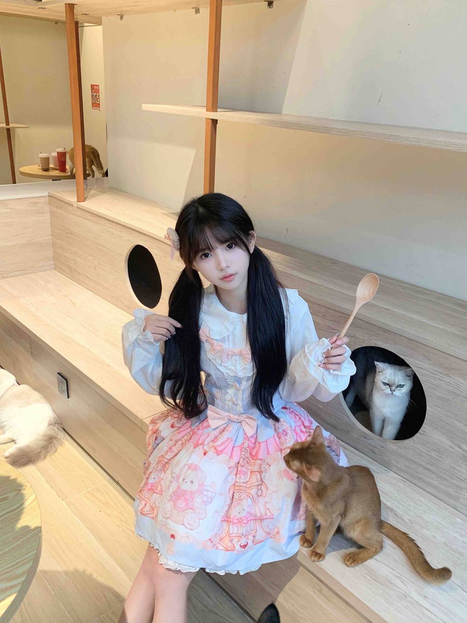 广州初恋体感三点粉前凸后翘