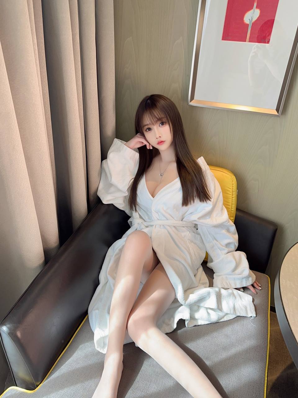 金华市白兔少女特听话-集美全国高端外围 金华市白兔少女特听话