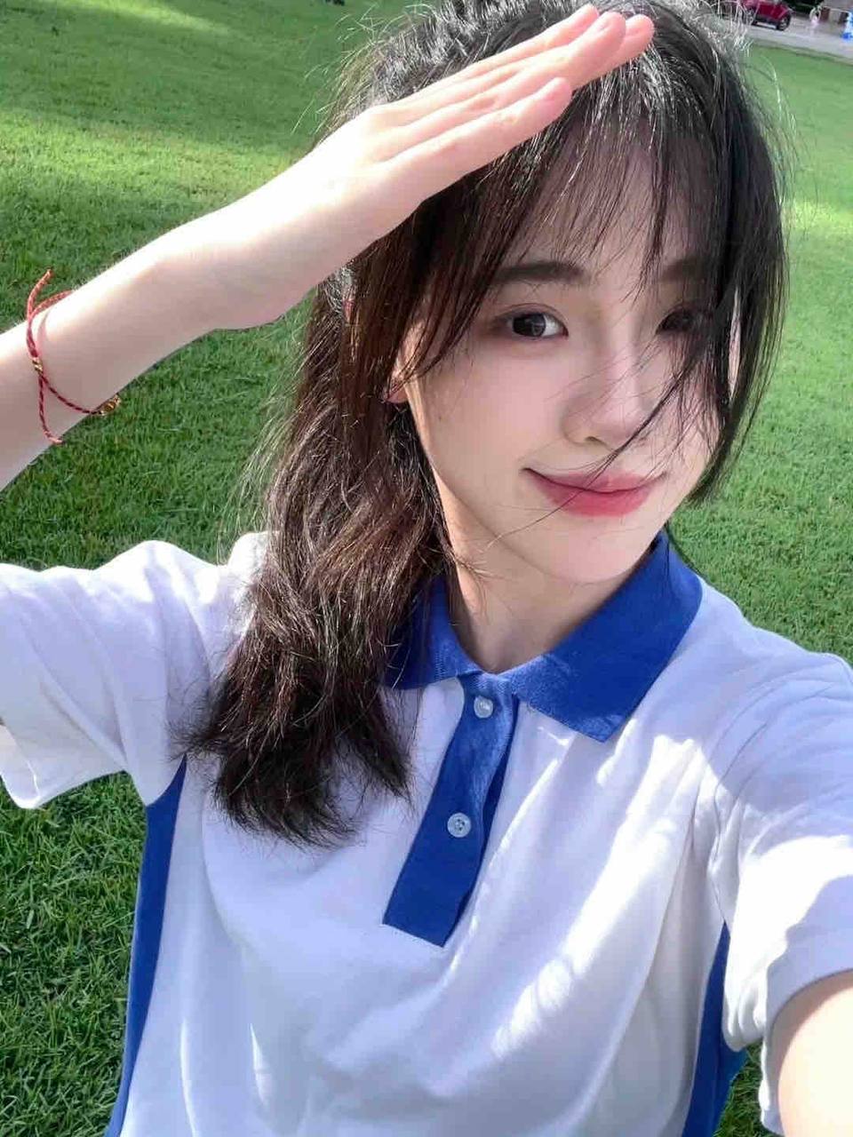 青岛刚出校的极品白虎小妹~