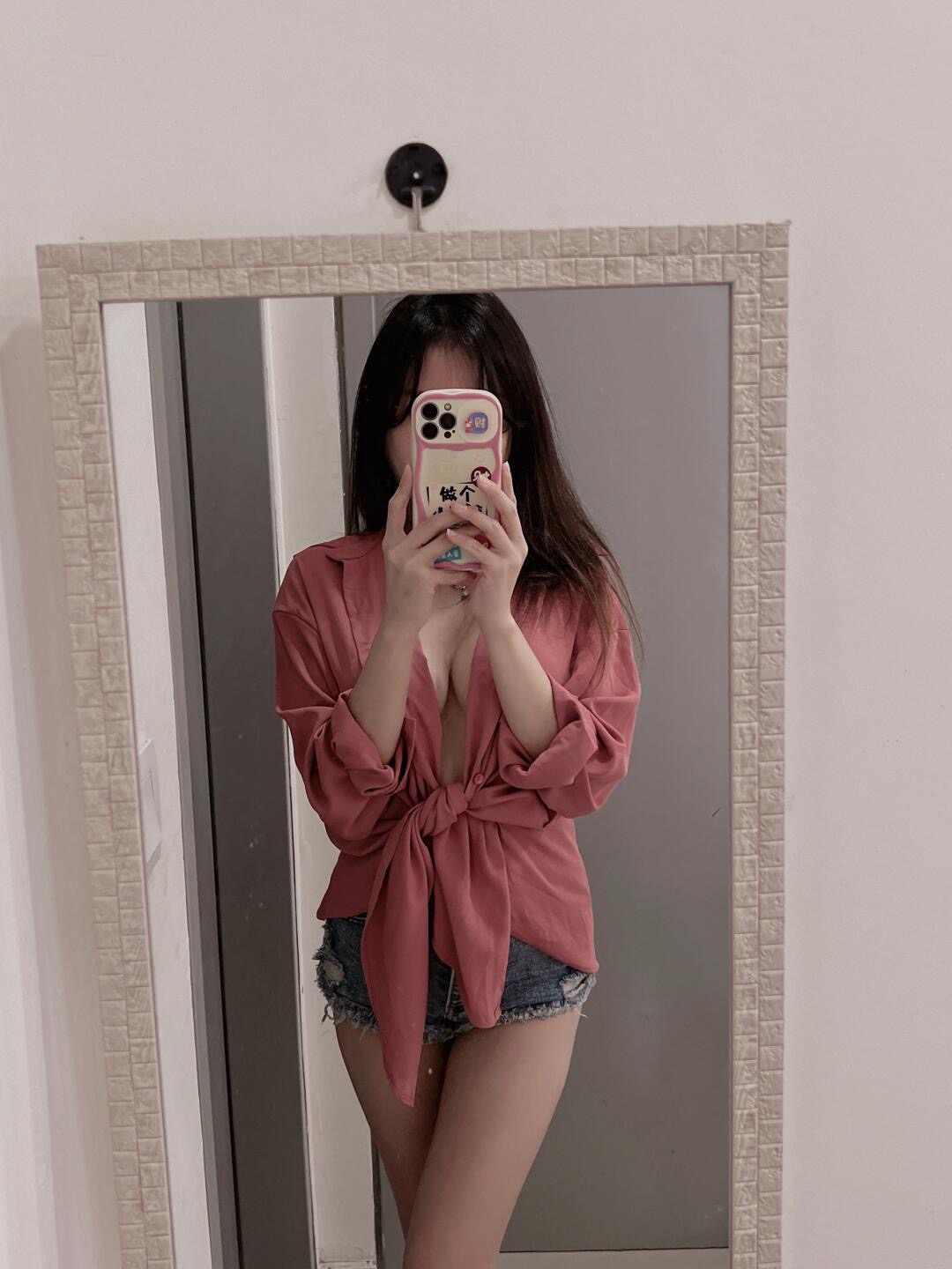 石家庄暑假兼职大学生 年轻气质佳 鲜嫩大长腿美女