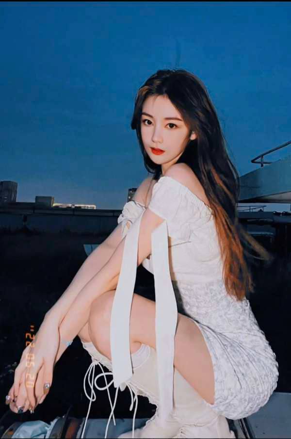 济南鹿鹿 腿长腰细 三点超粉-集美全国高端外围 济南鹿鹿 腿长腰细 三点超粉