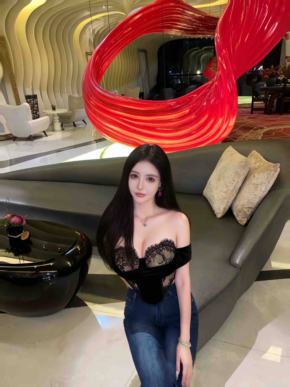 苏州气质御姐前凸后翘气质洋气超级白