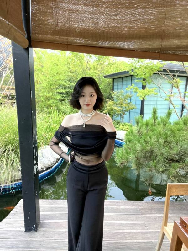 郑州长腿骚货小姐姐