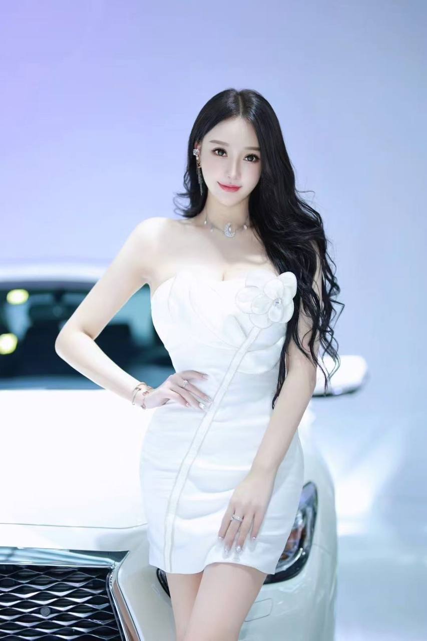 深圳在贾乃亮李小璐煮妇神探剧组出演过女配