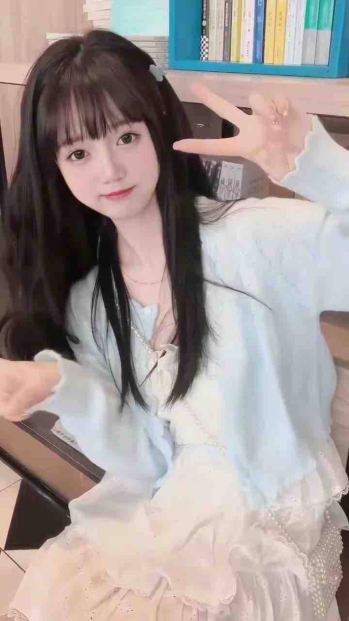 深圳零零后学生为生活费兼职下海