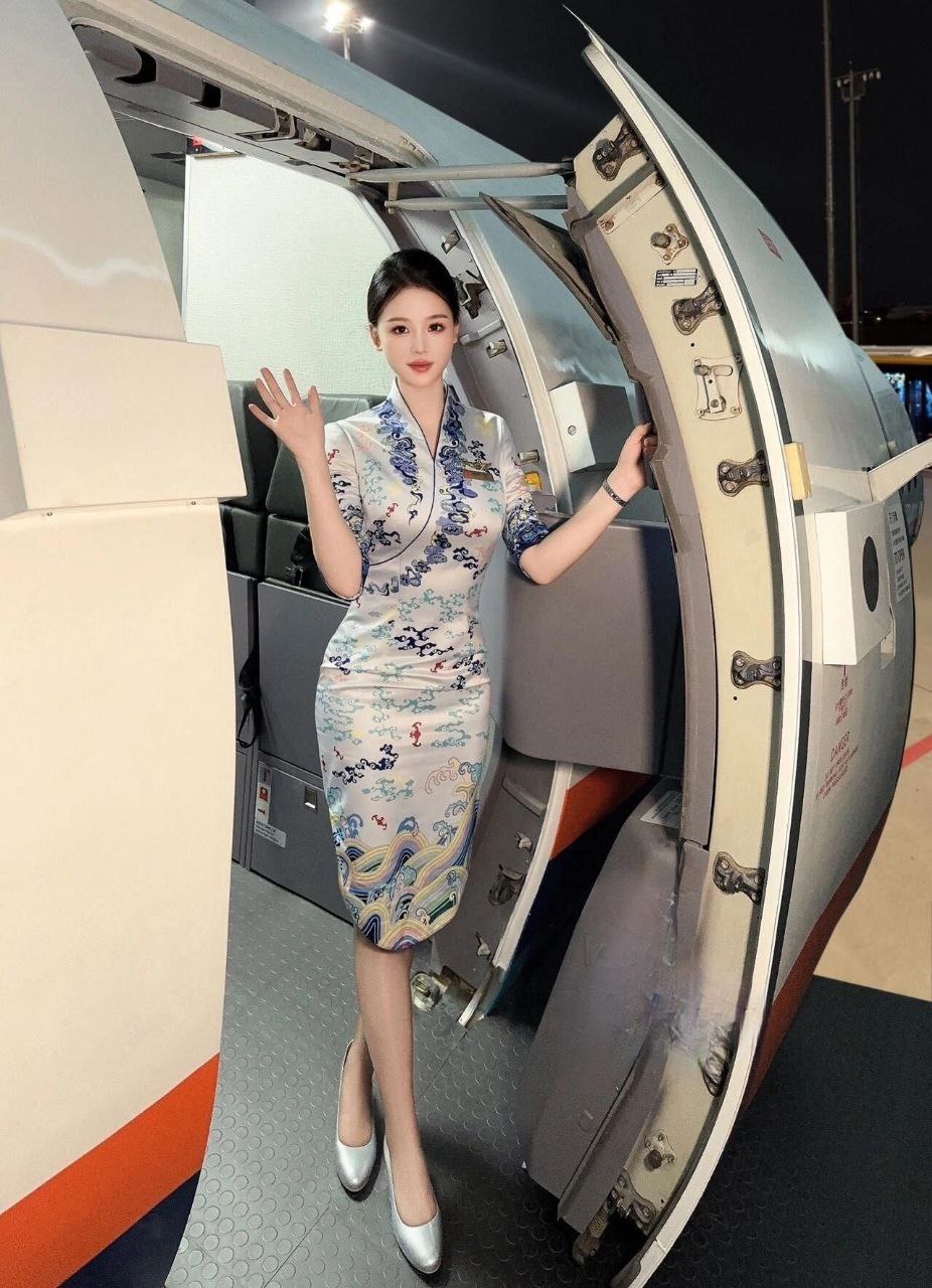 重庆可纯可御 极品在线海航空姐 q-集美全国高端外围 重庆可纯可御 极品在线海航空姐 q