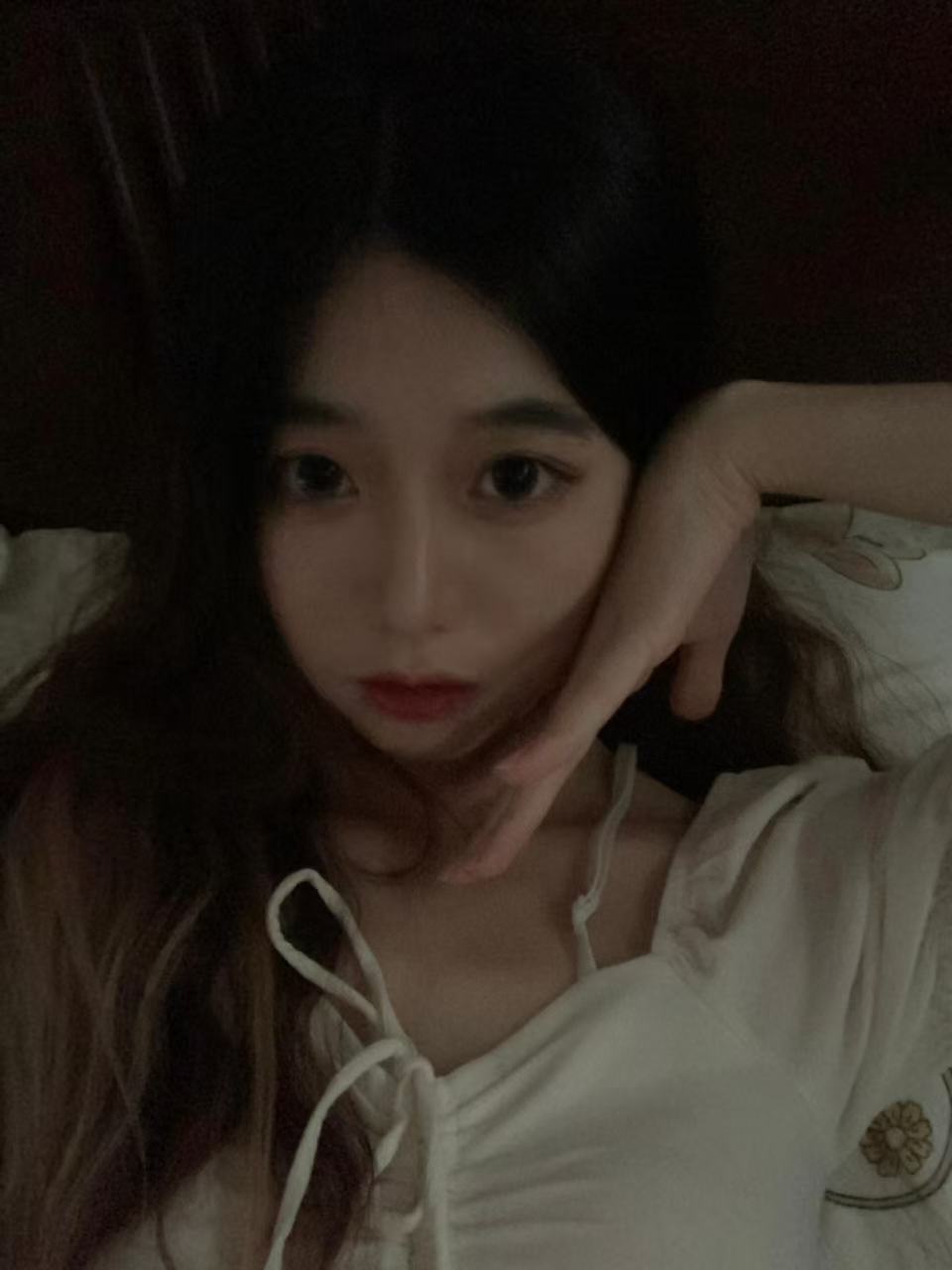 天津南开高颜值妹子身材绝佳