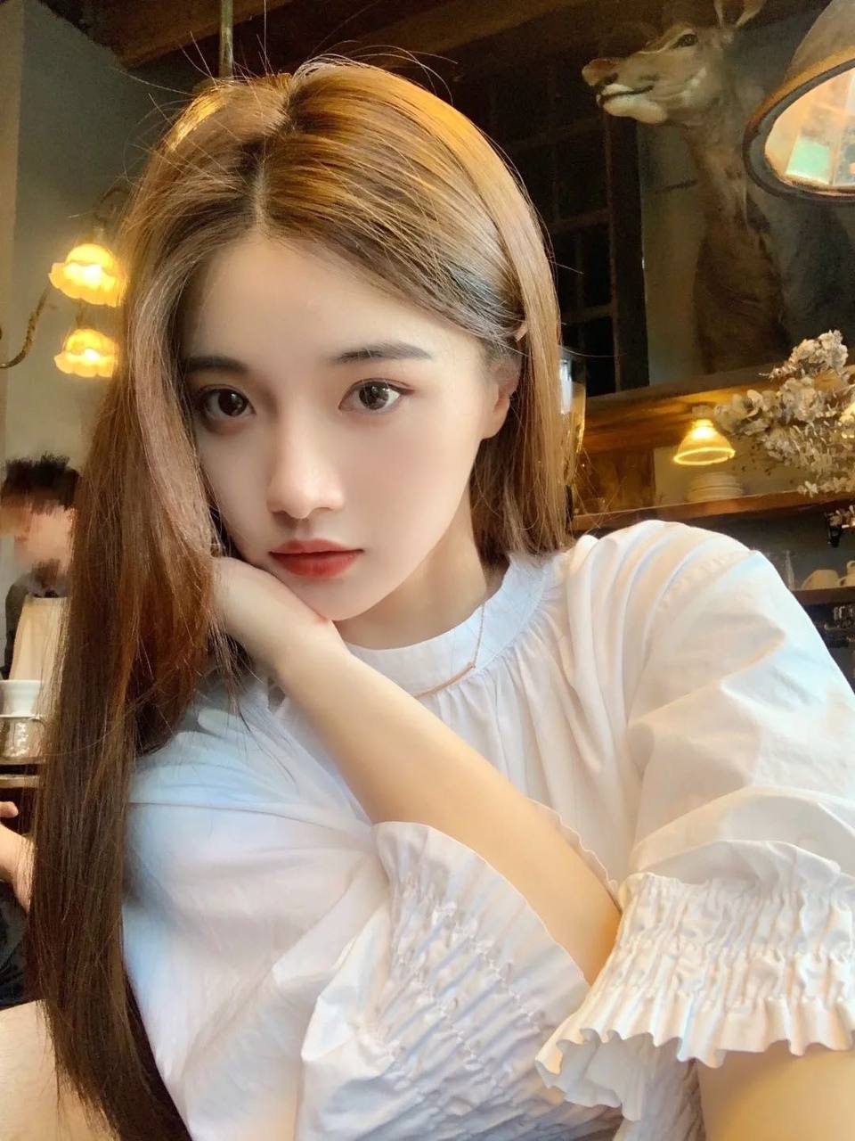 贵阳 人 间 水 蜜 桃