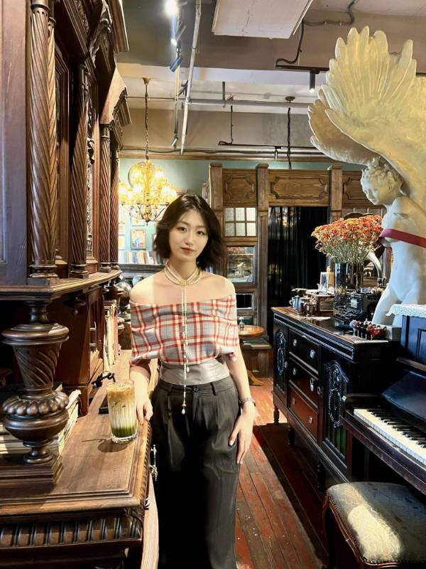 郑州长腿骚货小姐姐