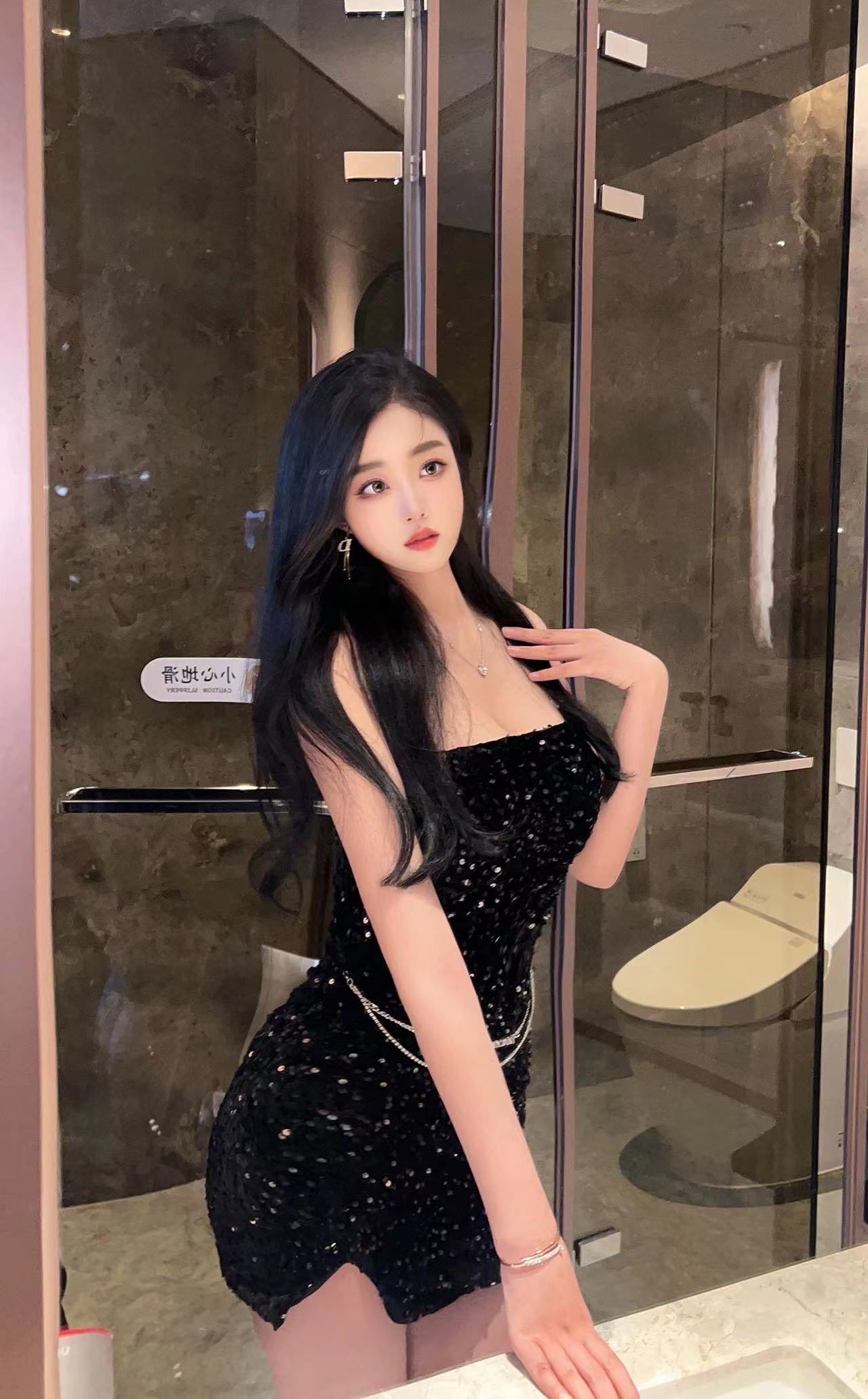 青岛市真实兼职大学生空姐180D车模