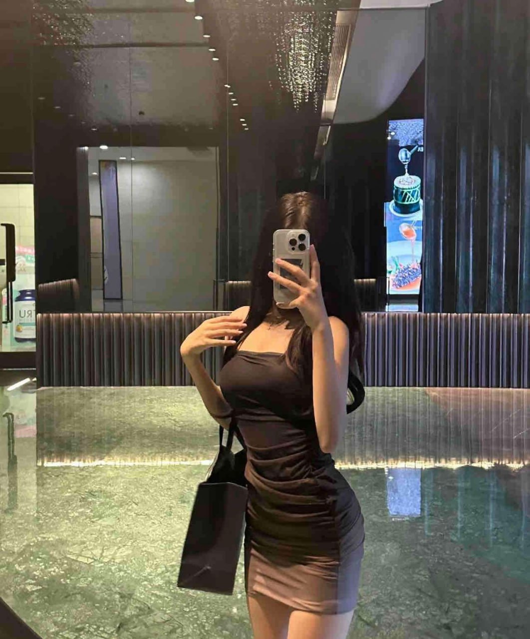 南昌洛颜 大长腿 车模