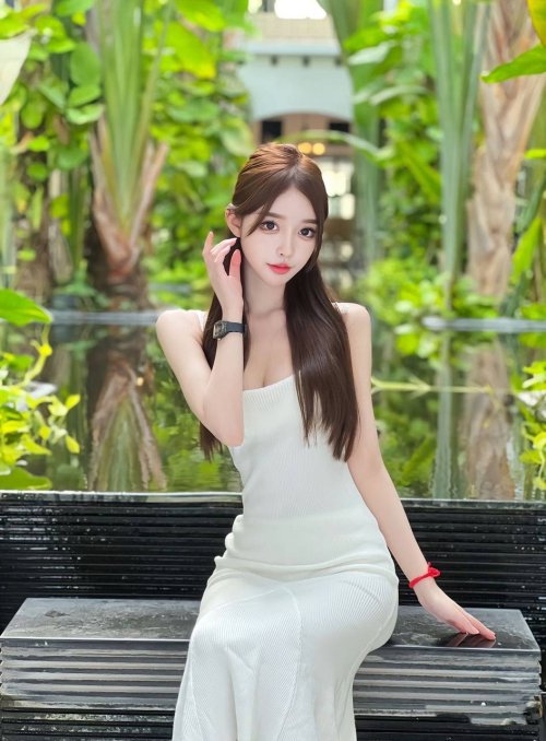 成都市兼职的蜜桃臀小可爱清纯唯美性感有型