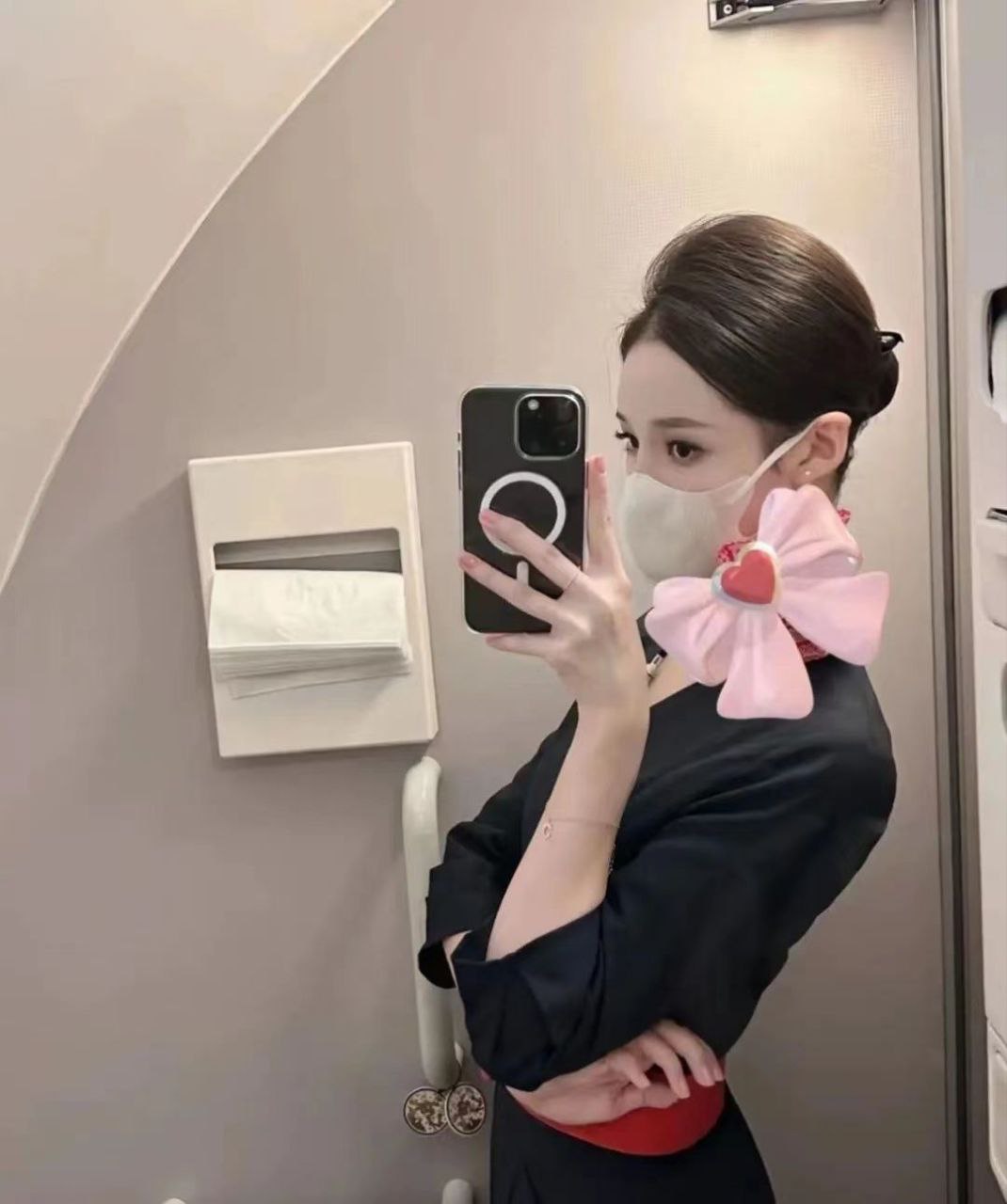 重庆健身教练会一字马 独家东航空姐