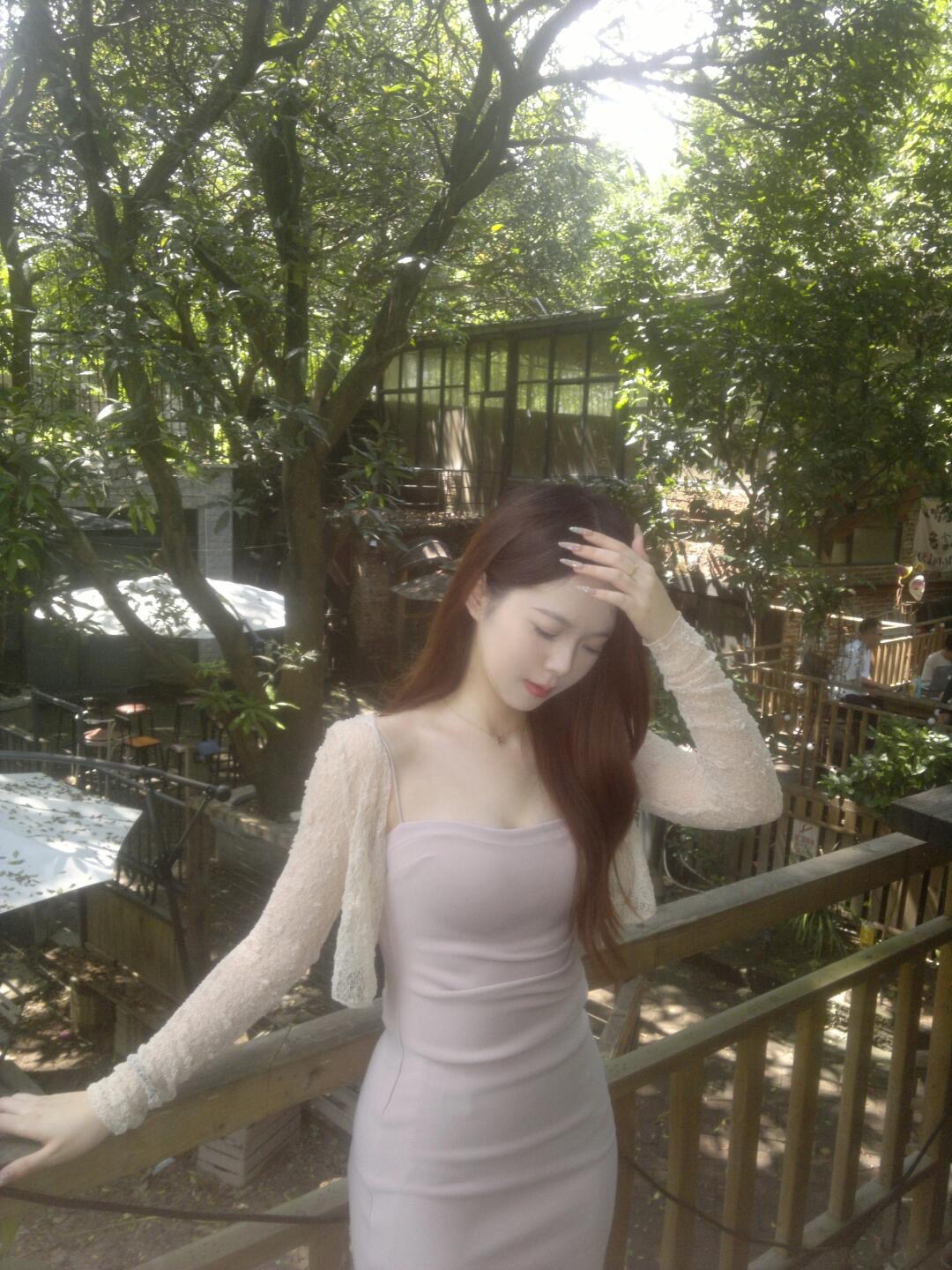 长沙挑逗蛋蛋的小姐姐，前列腺给弄的真舒服