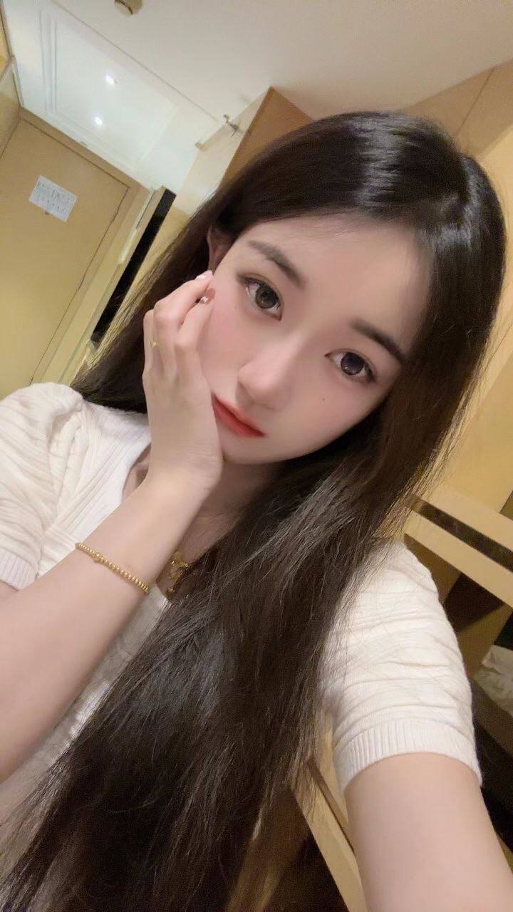 西安雁塔区大胸妹乳交比后入还爽苗条身材