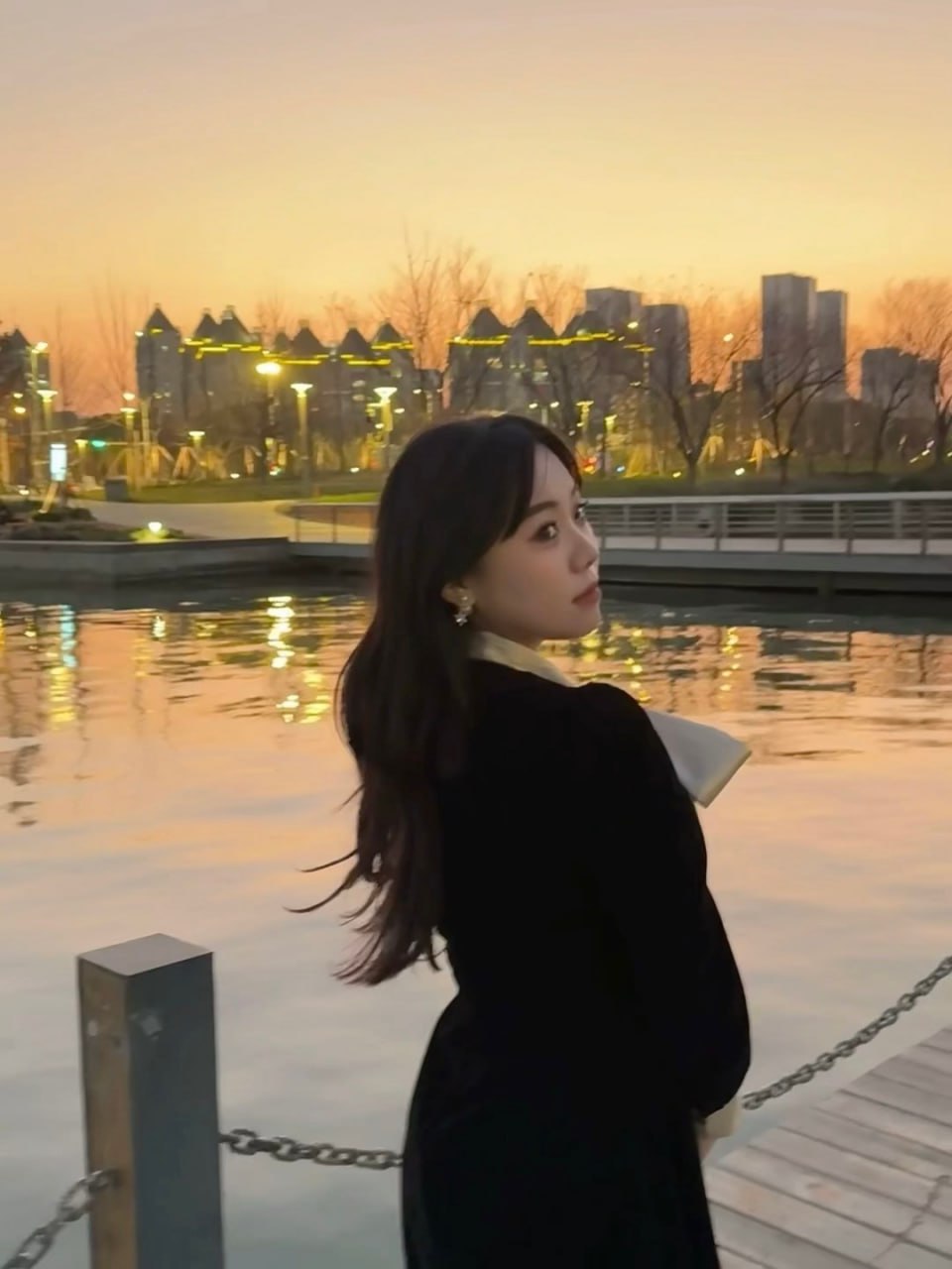 苏州大胸性感小姐姐