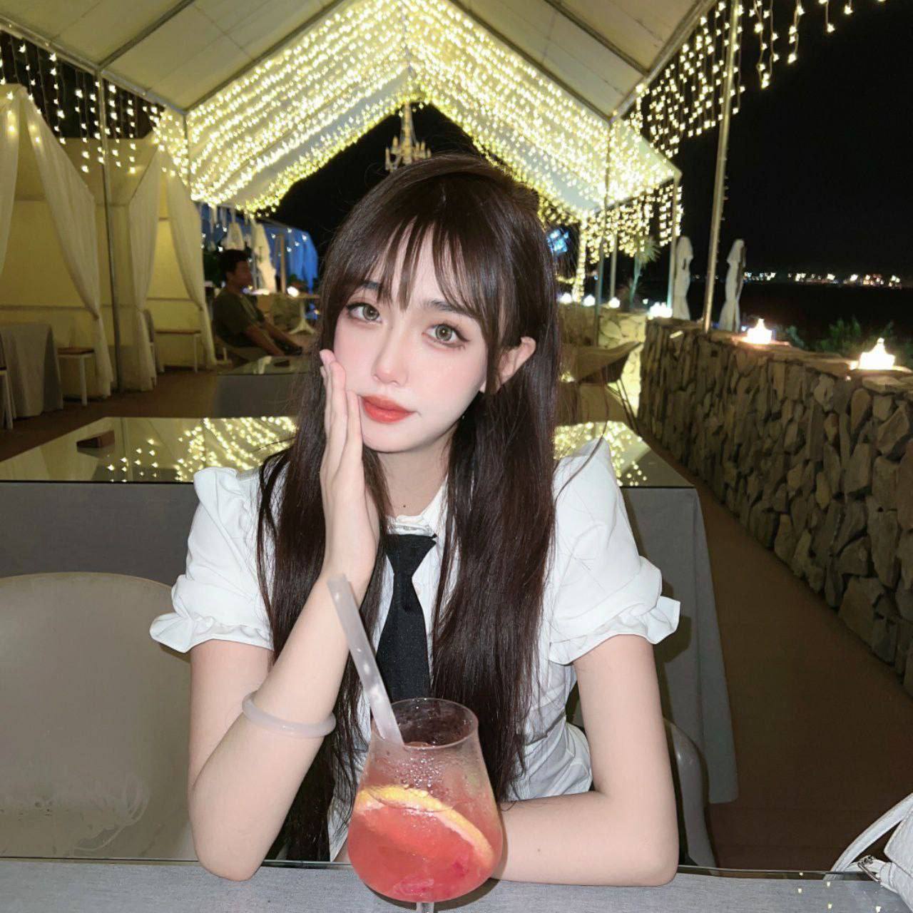 贵阳06年萝莉初恋日系美少女 新人下海可以调教一波