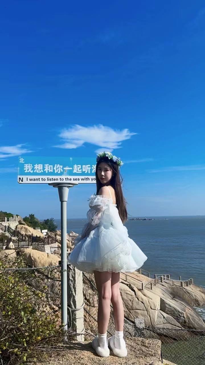 福州 会一字马 舞蹈功底 身体柔软无纹身