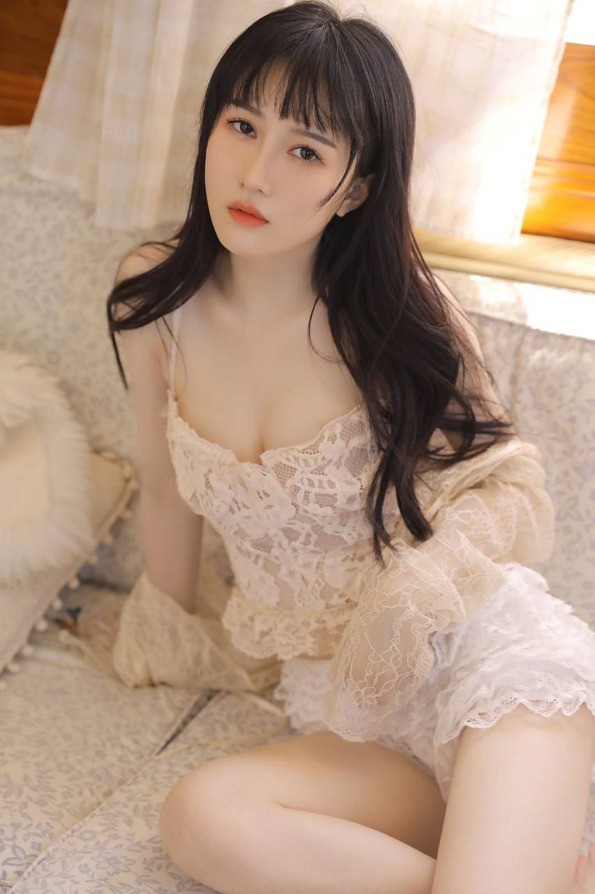 湖南省长沙市人前淑女很紧床上淫娃